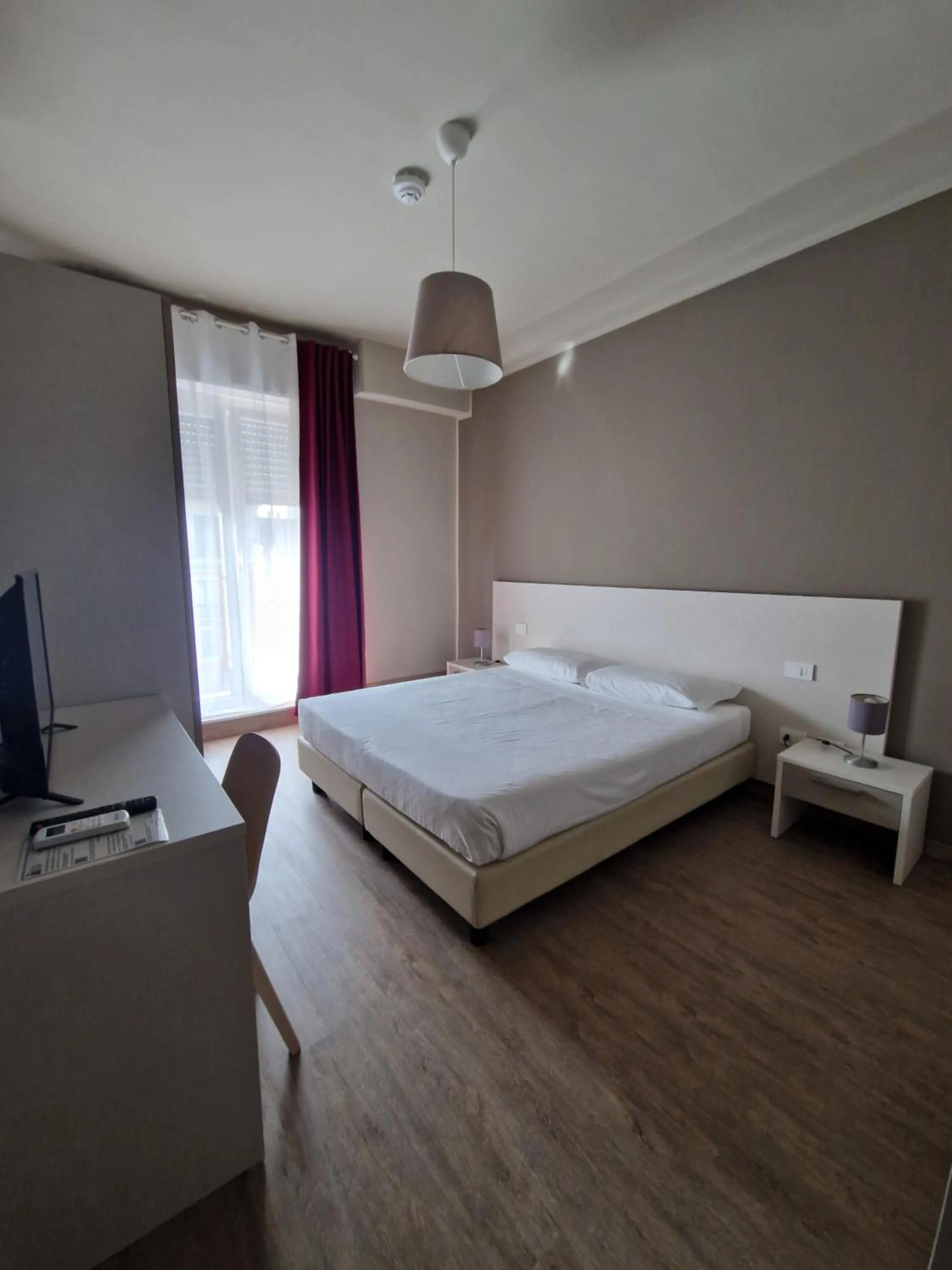 Photo of the whole room, Bed in Hotel di Porta Romana