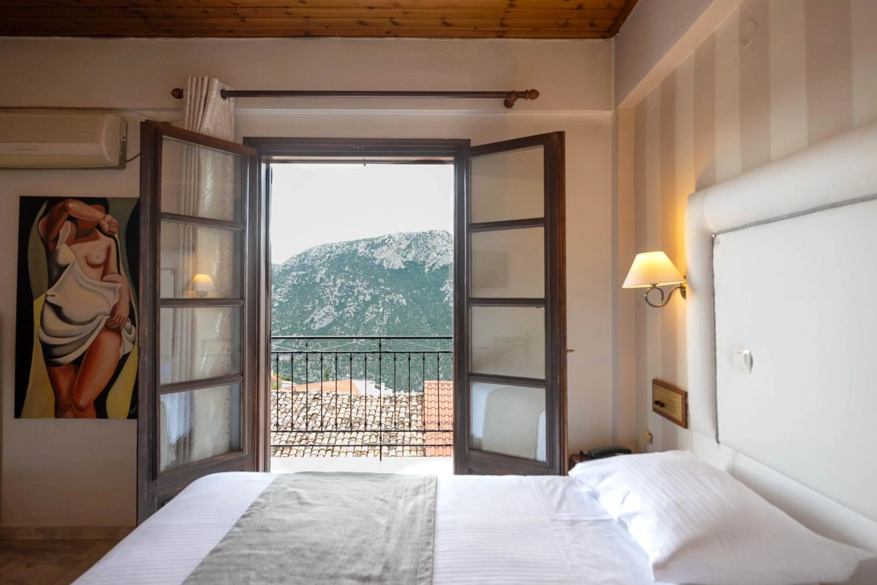 View (from property/room), Bed in Kouros Hotel