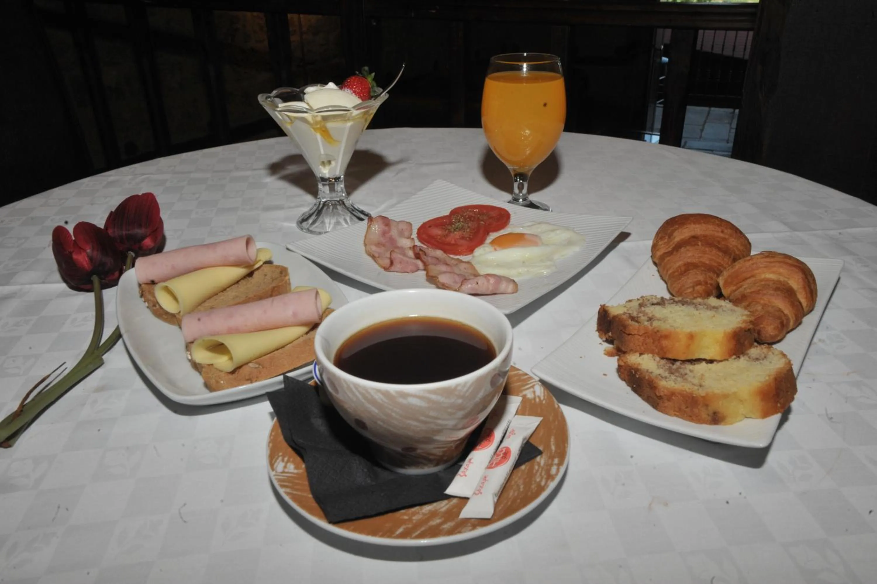 Breakfast in Varosi 4 Seasons