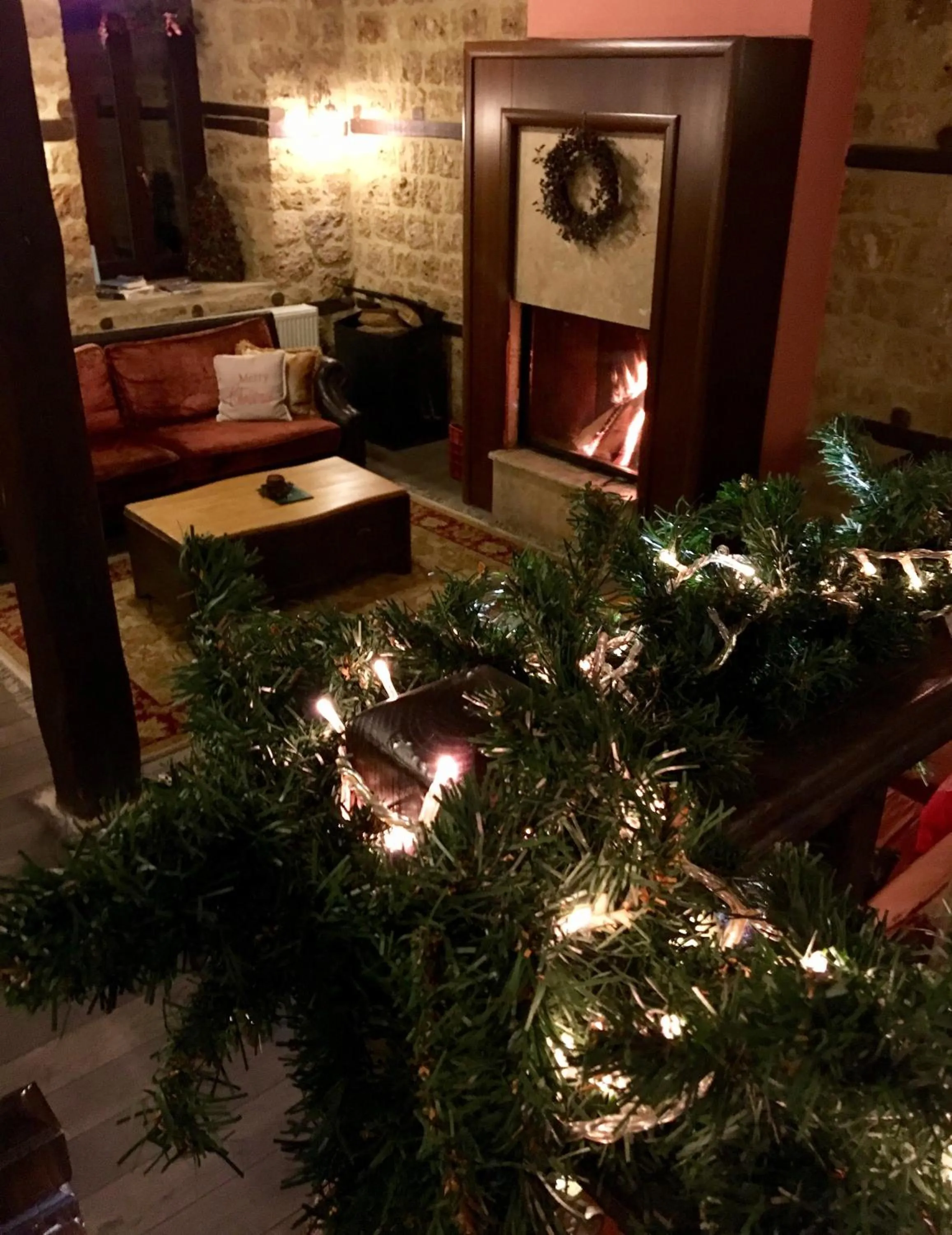 Communal lounge/ TV room in Varosi 4 Seasons