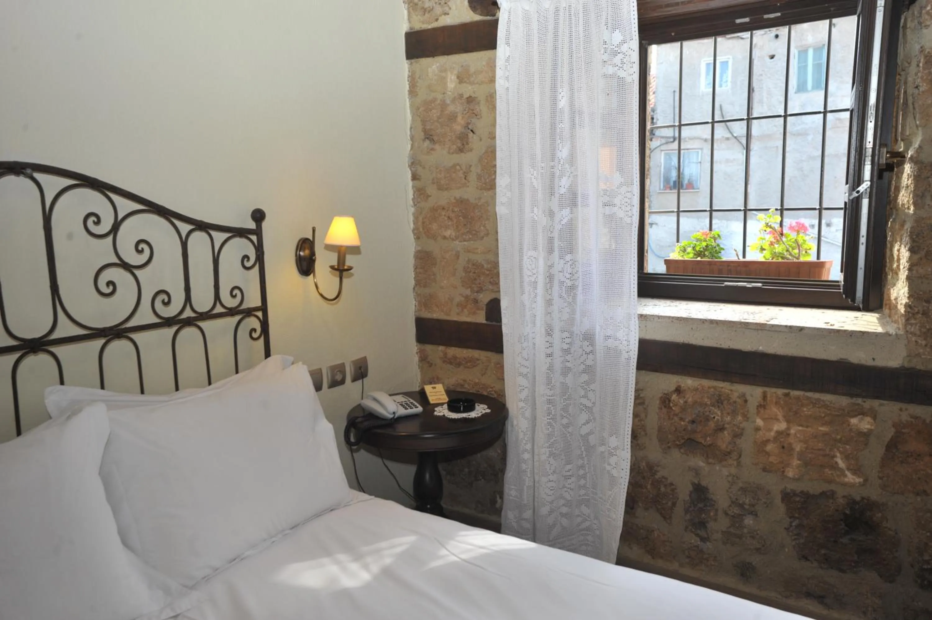 City view, Bed in Varosi 4 Seasons