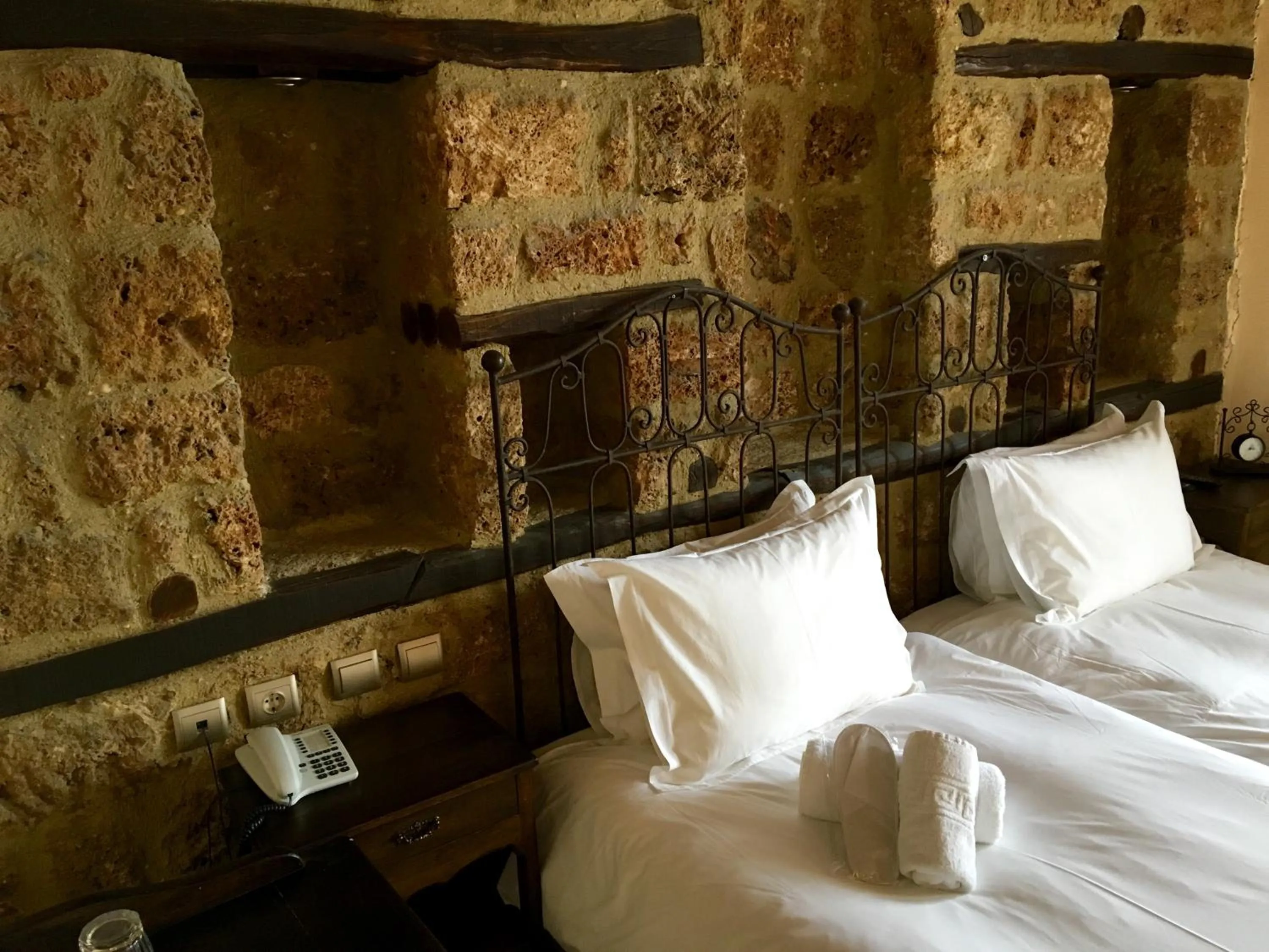 Bedroom, Bed in Varosi 4 Seasons