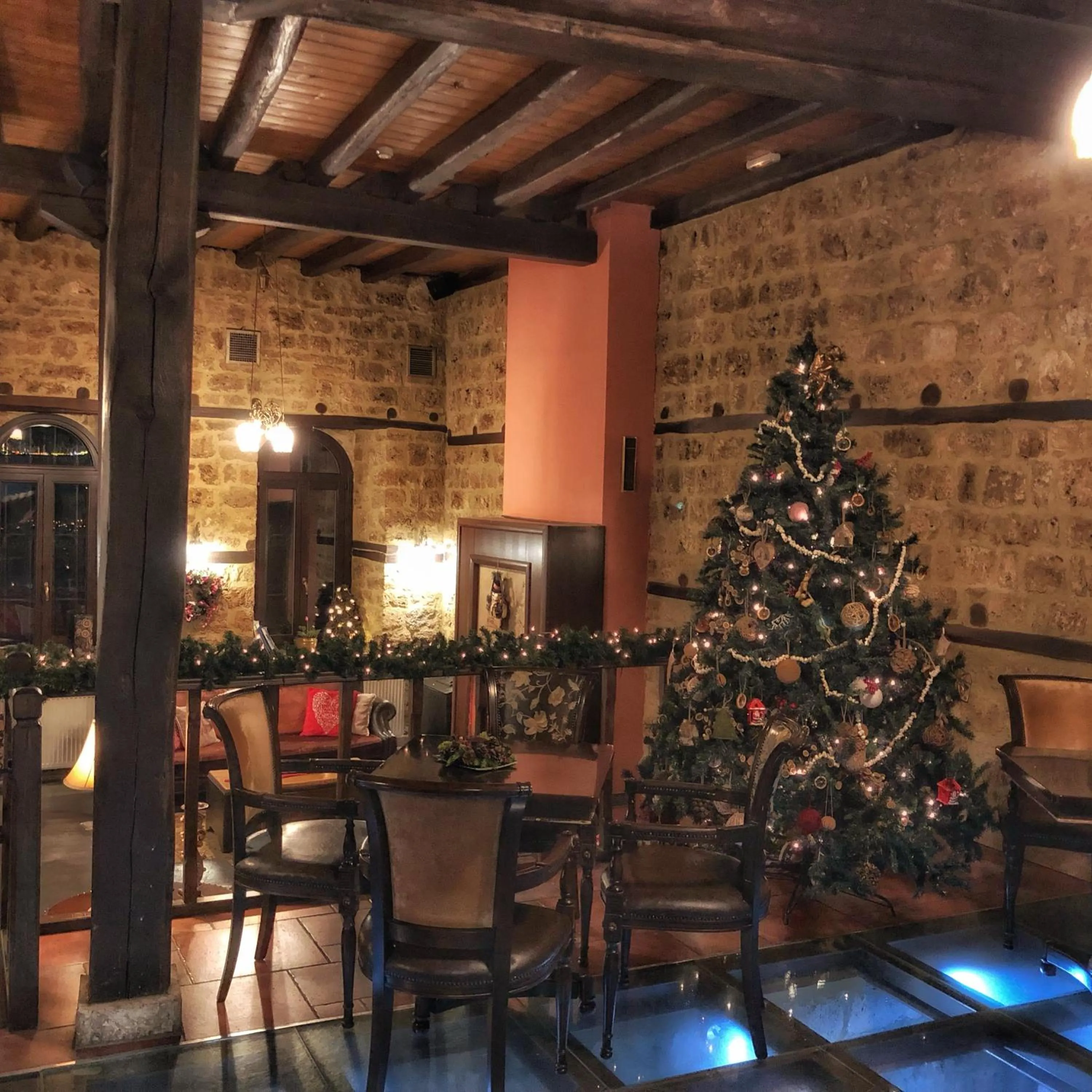 Decorative detail in Varosi 4 Seasons