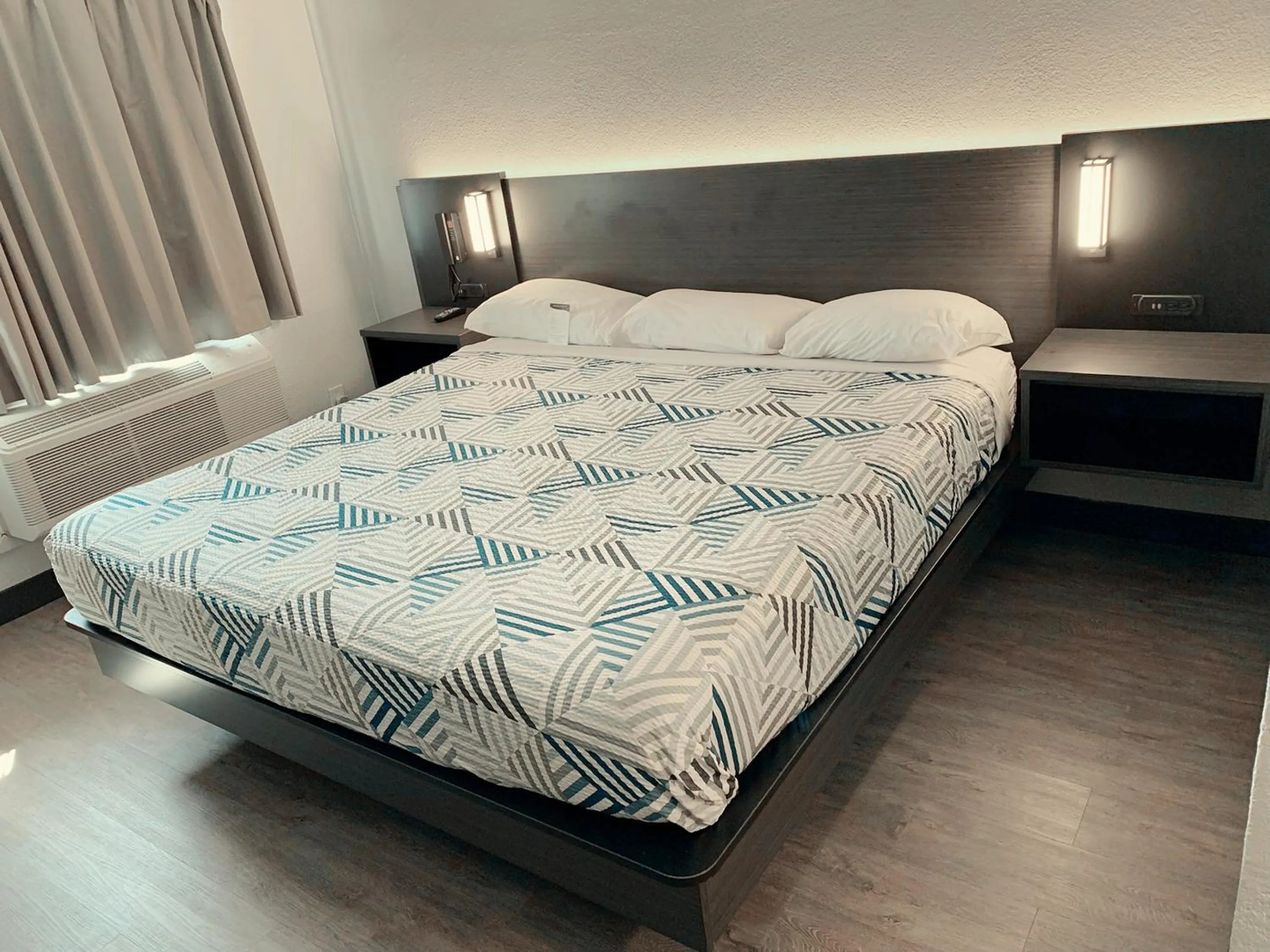 Bed in Motel 6-Amarillo, TX - Airport