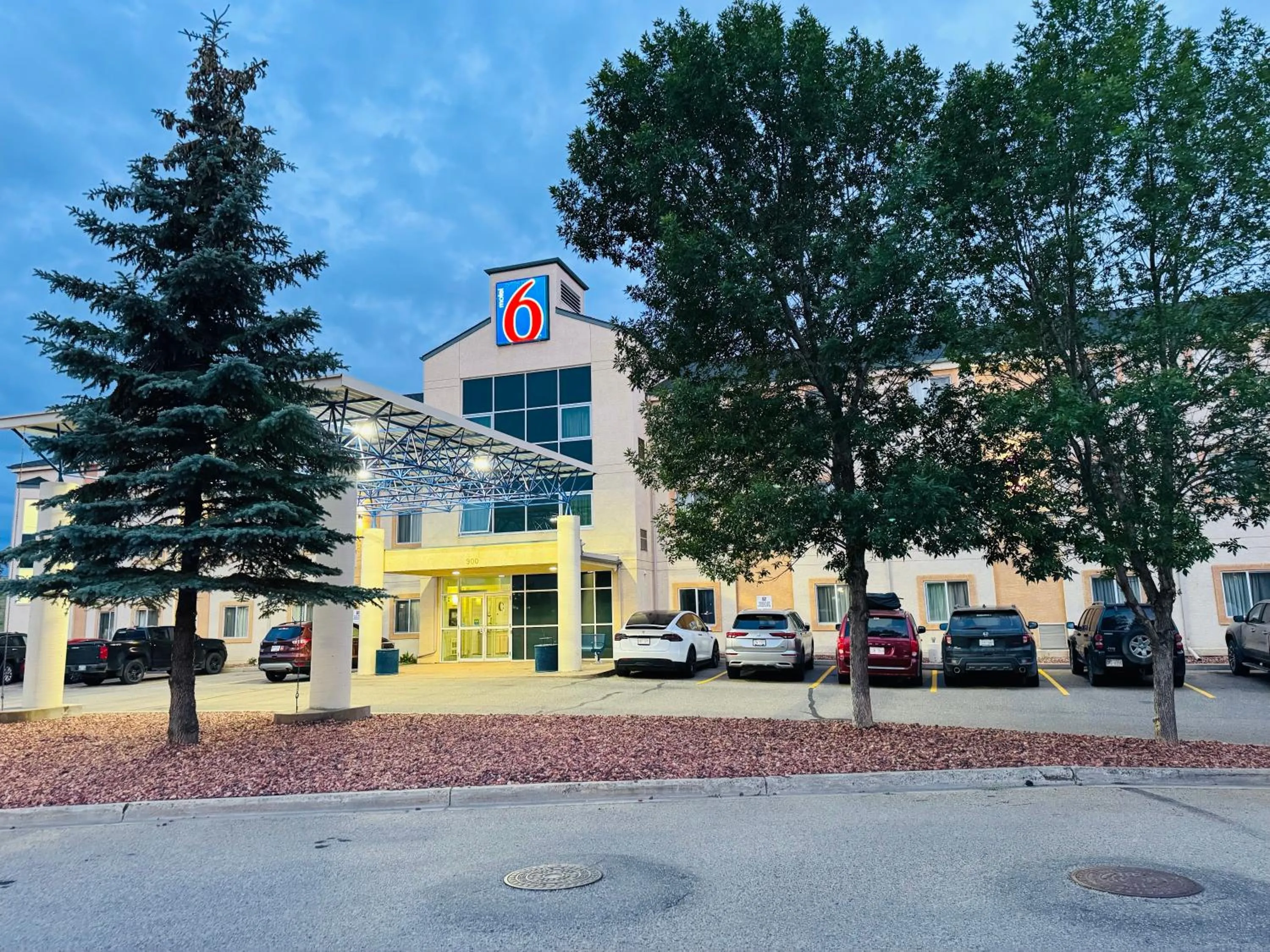 Property building in Motel 6-Red Deer, AB