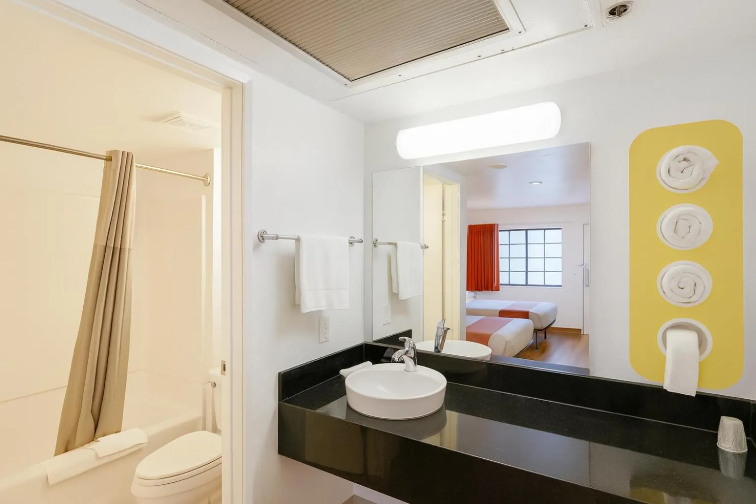 Bathroom in Motel 6-Thousand Oaks, CA