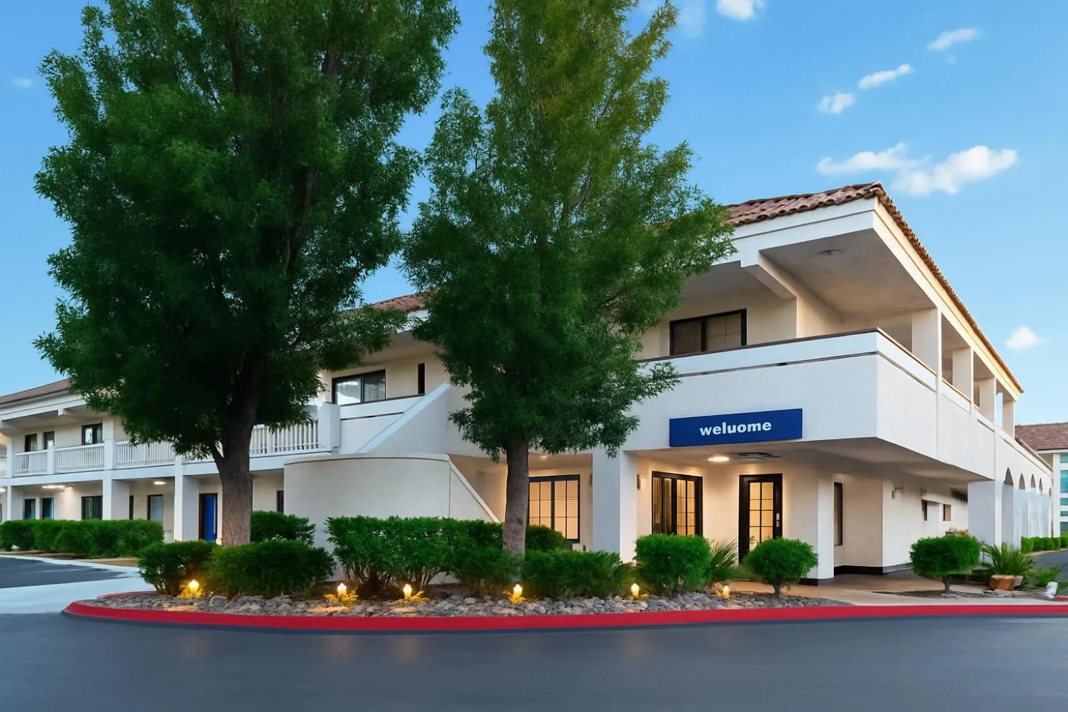 Property building in Motel 6-Thousand Oaks, CA