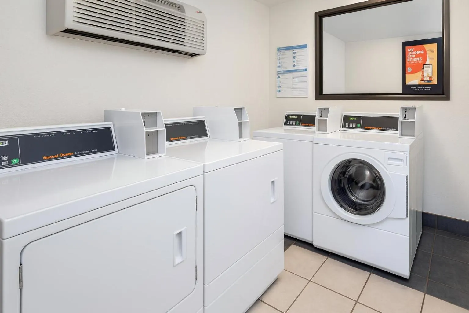 vending machine in Motel 6-Thousand Oaks, CA