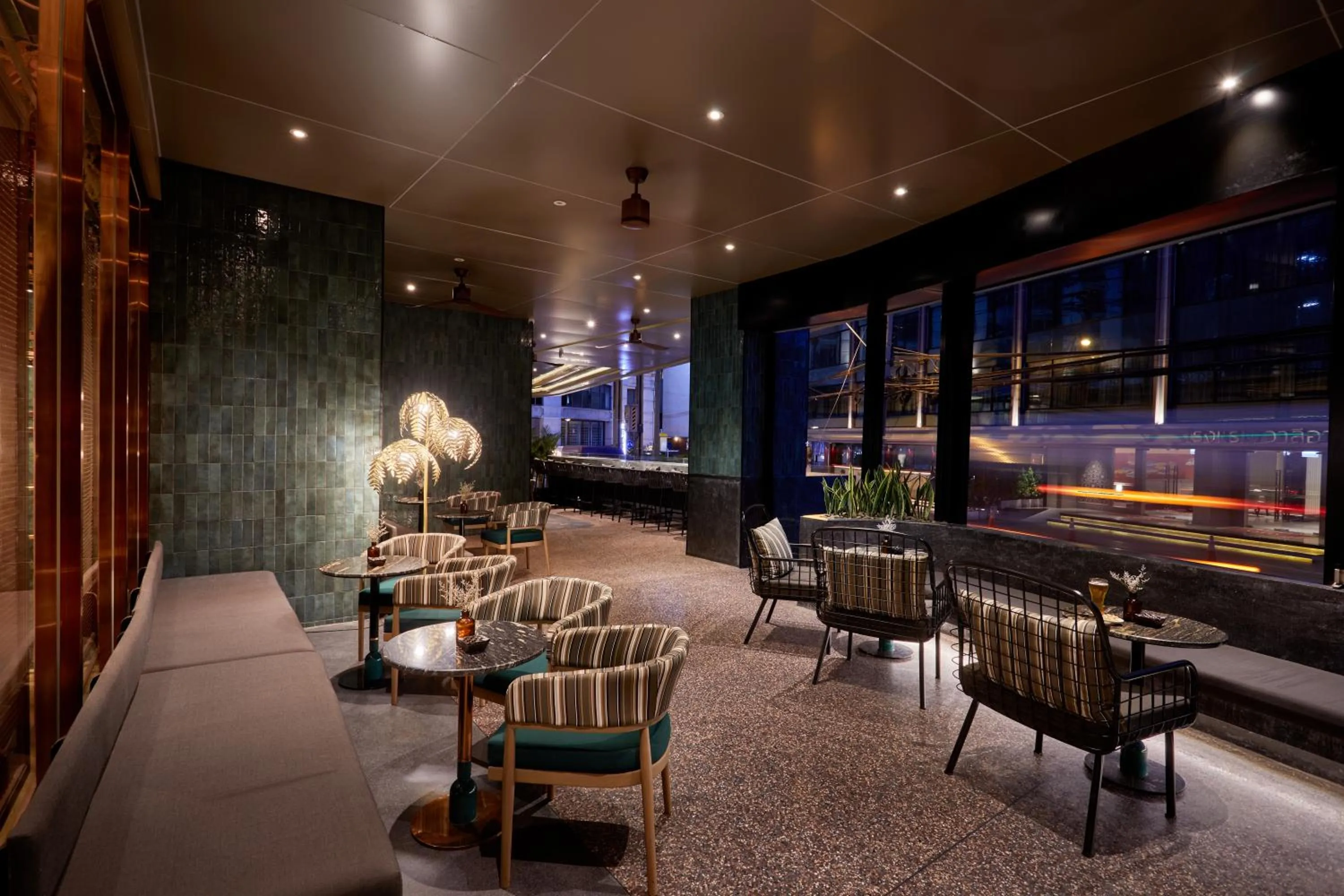 Restaurant/places to eat in Valia Hotel Bangkok