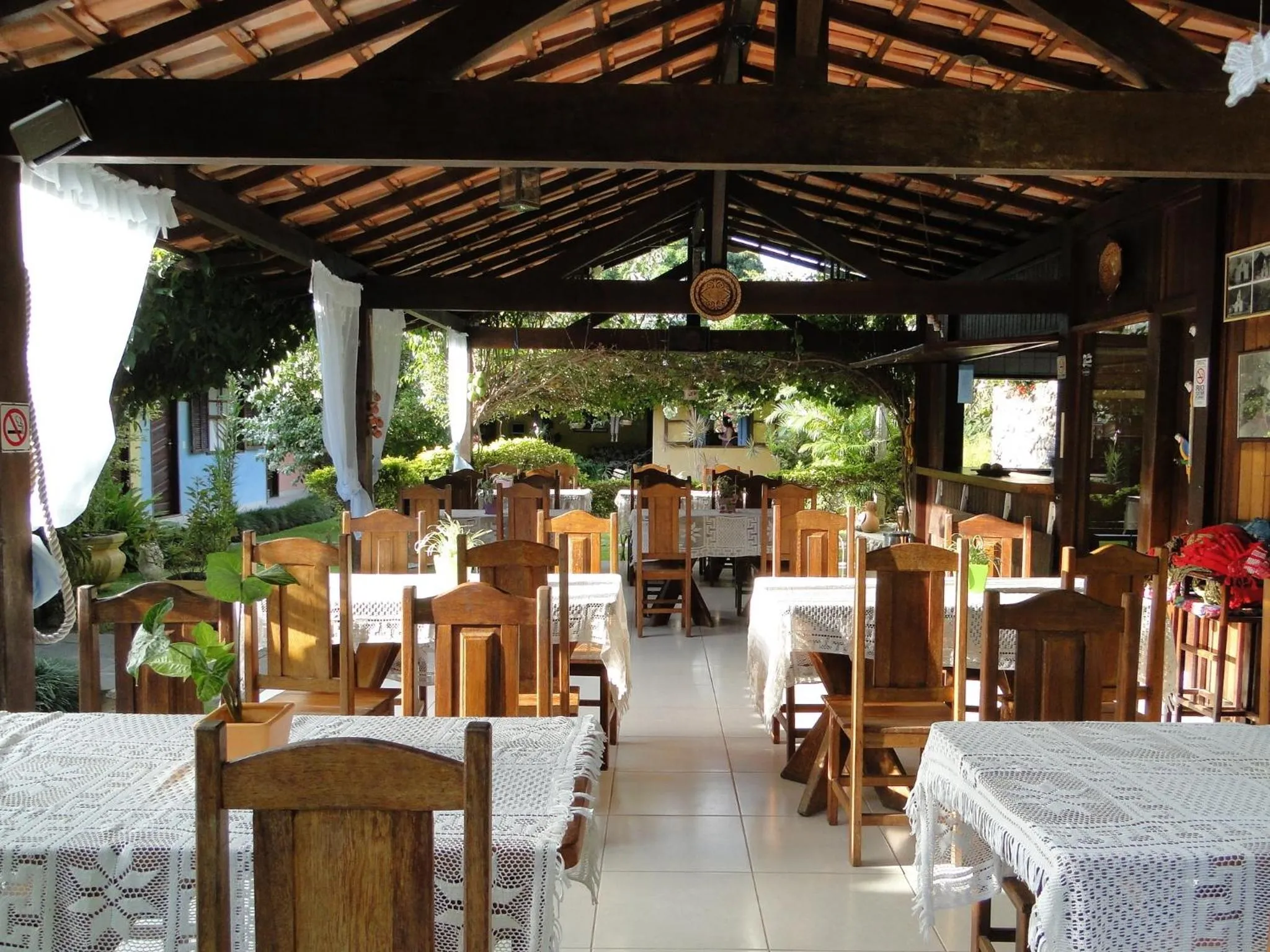 Restaurant/places to eat in Pousada Caúca