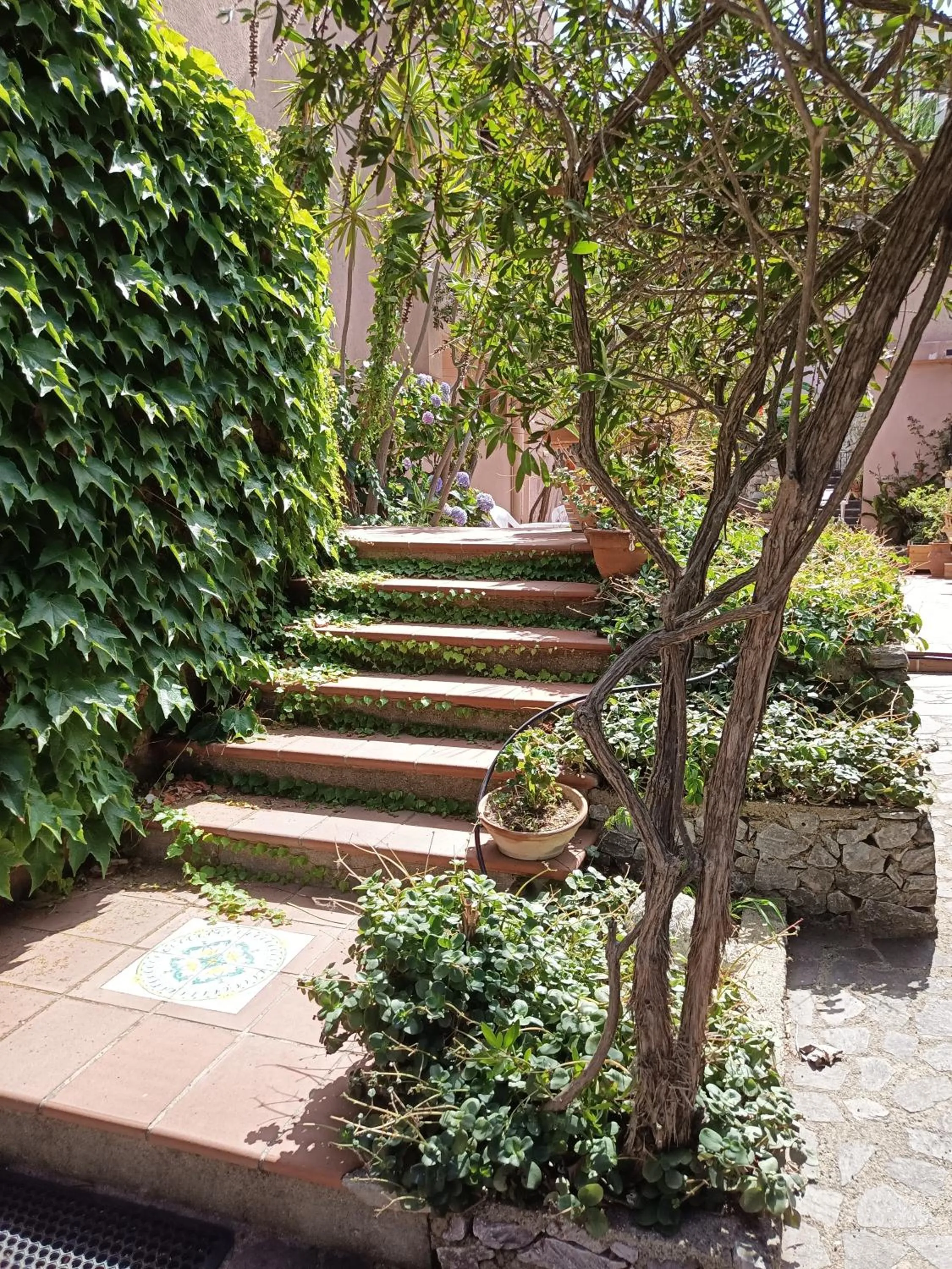 Facade/entrance in Villa Grande