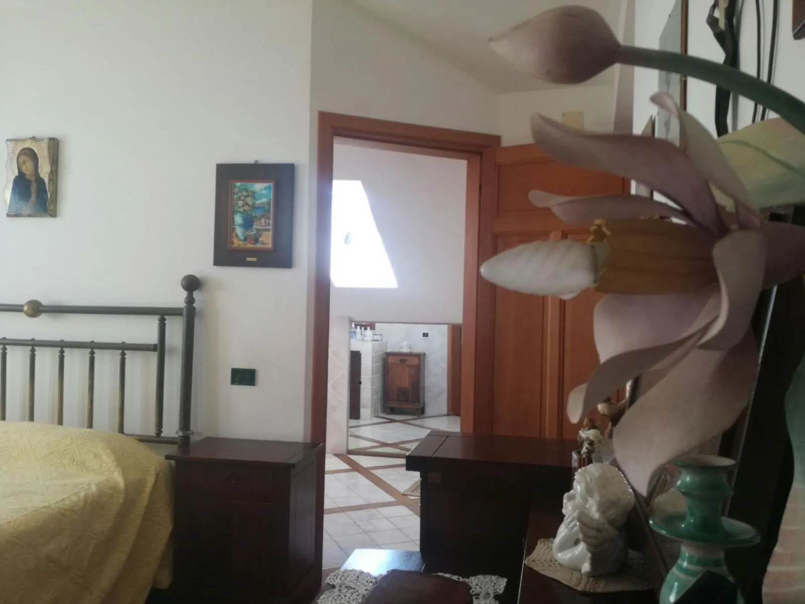 Bathroom, Bed in Villa Grande