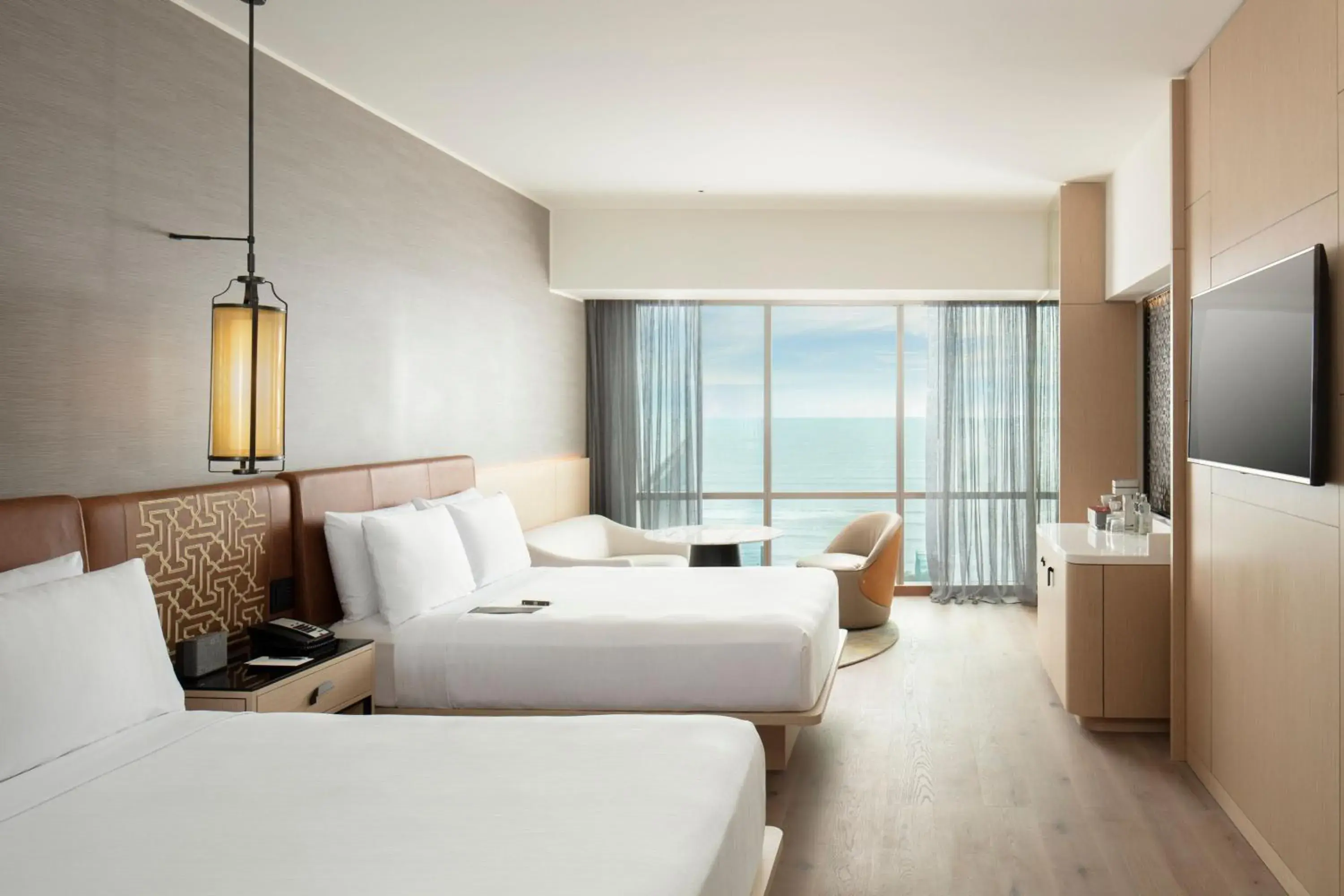 Executive, Executive lounge access, Guest room, 2 Queen in JW Marriott Hotel Lima Executive, Executive lounge access, Guest room, 2 Queen in JW Marriott Hotel Lima