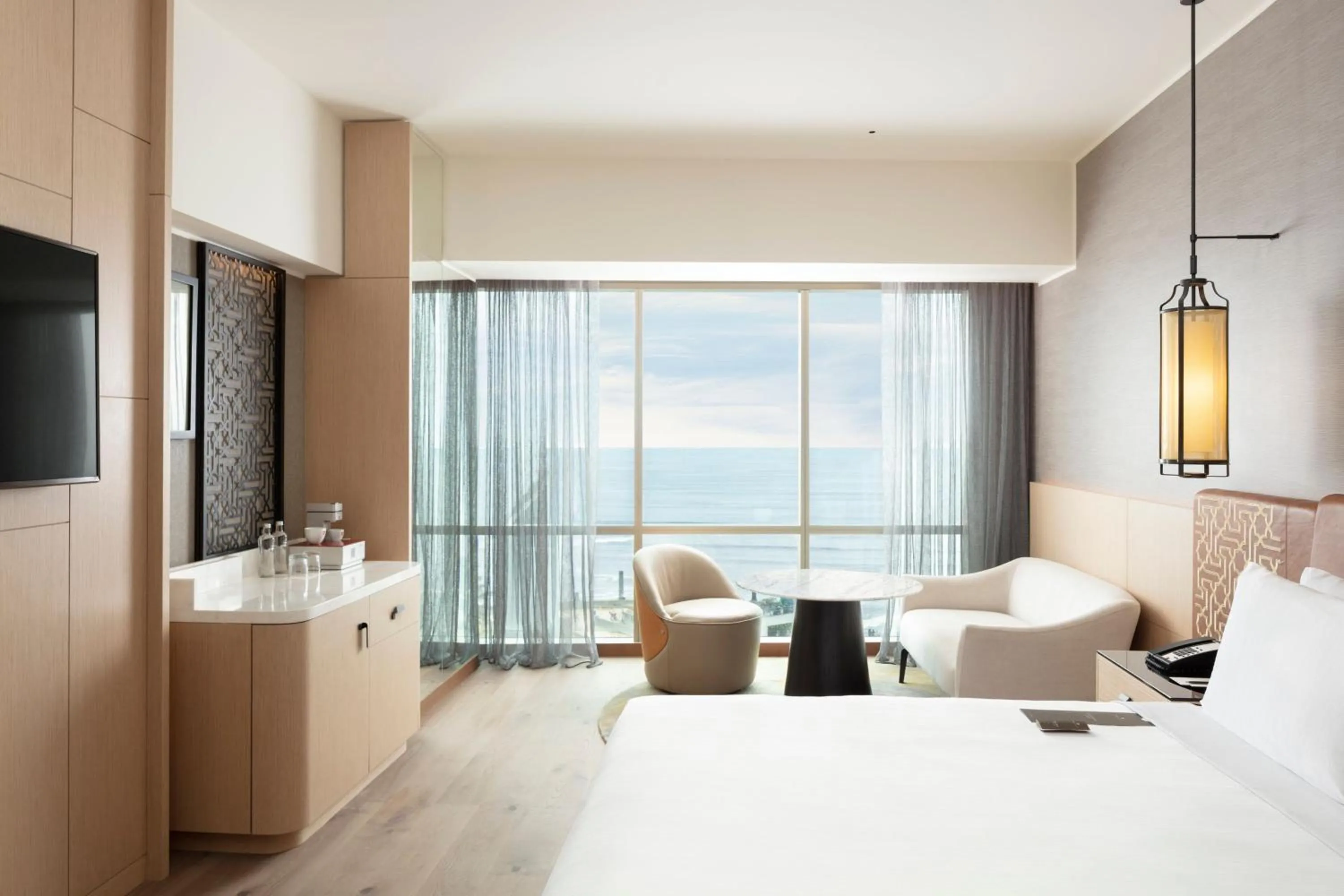 Photo of the whole room, Bed in JW Marriott Hotel Lima