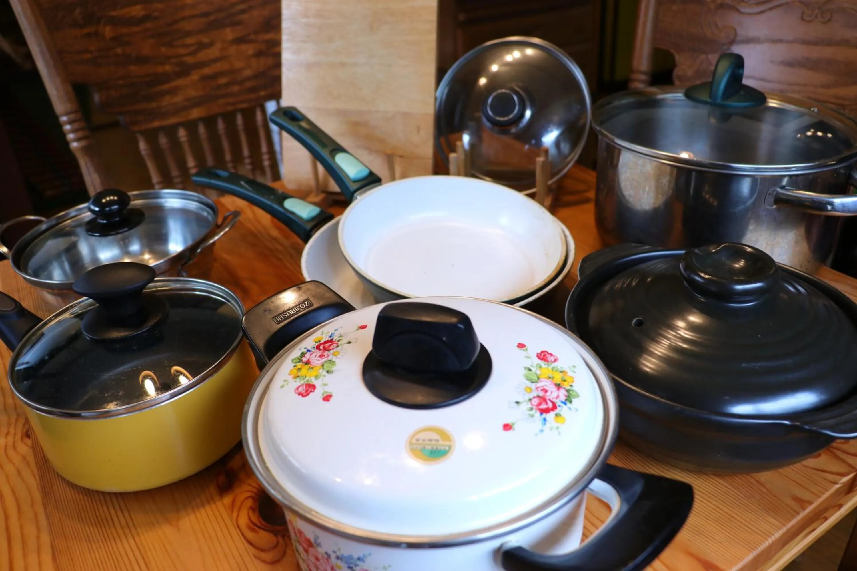 Kitchen or kitchenette in Shanti House Sakaiminato