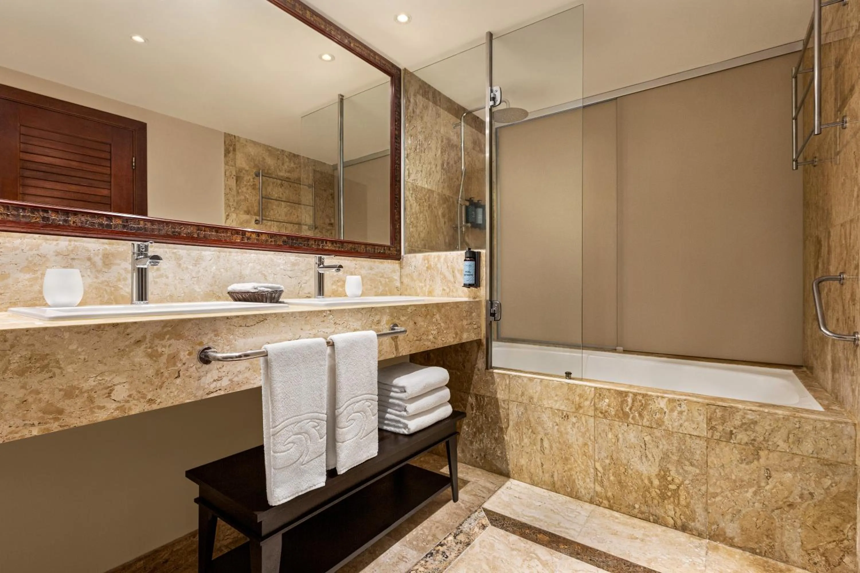 Bathroom in Grand Palladium Imbassaí Resort & Spa - All Inclusive