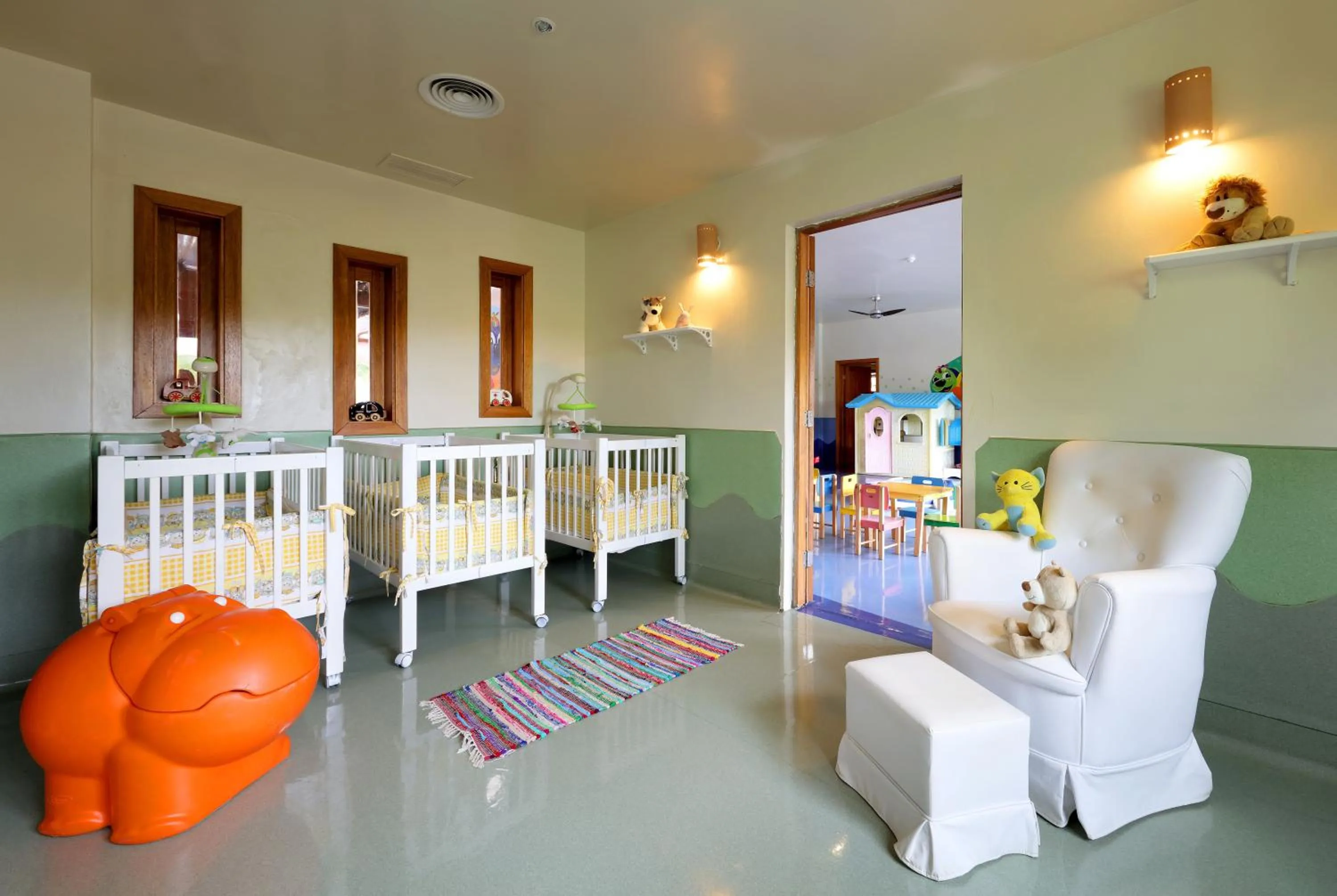 Kids's club, Bed in Grand Palladium Imbassaí Resort & Spa - All Inclusive