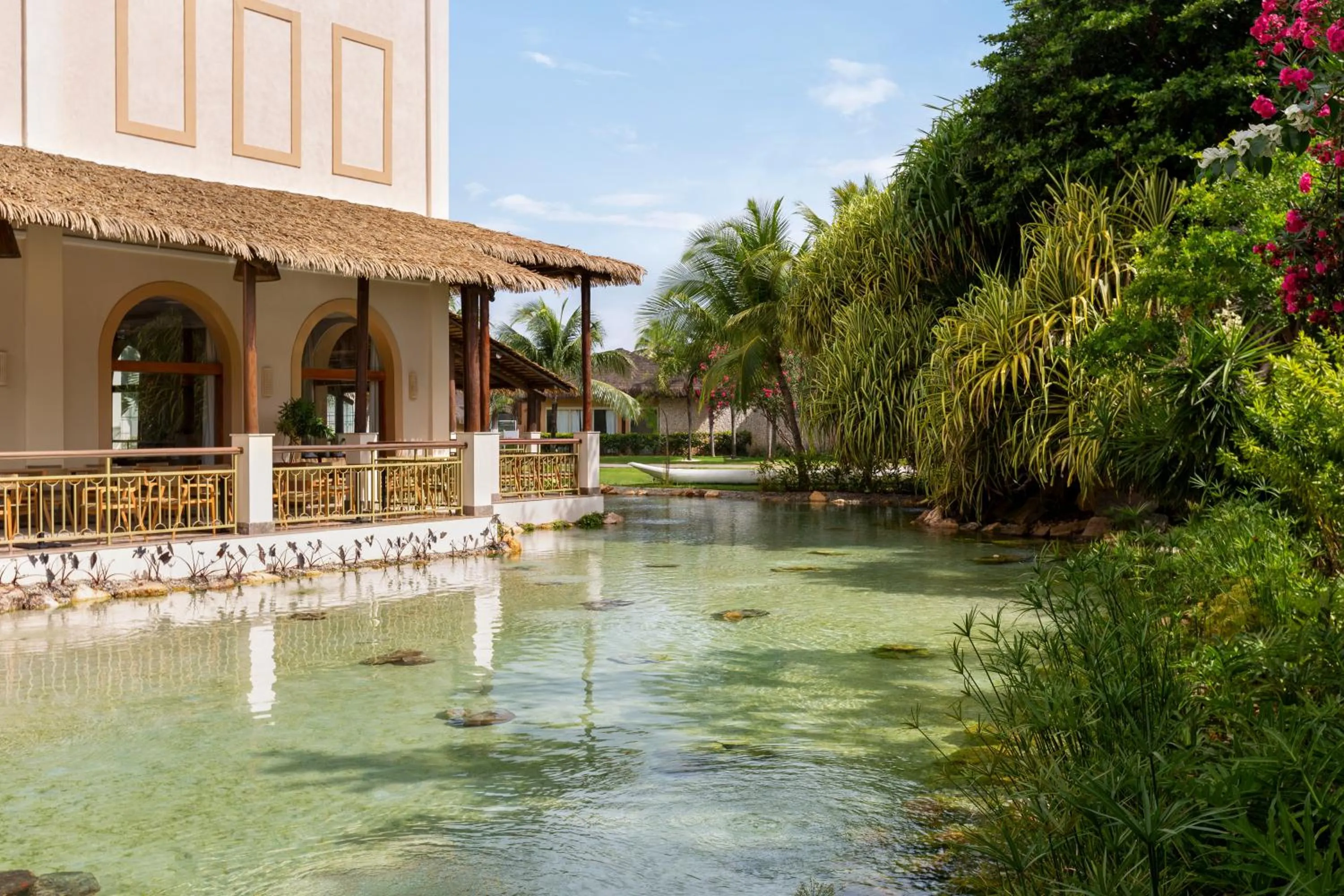 Lake view in Grand Palladium Imbassaí Resort & Spa - All Inclusive