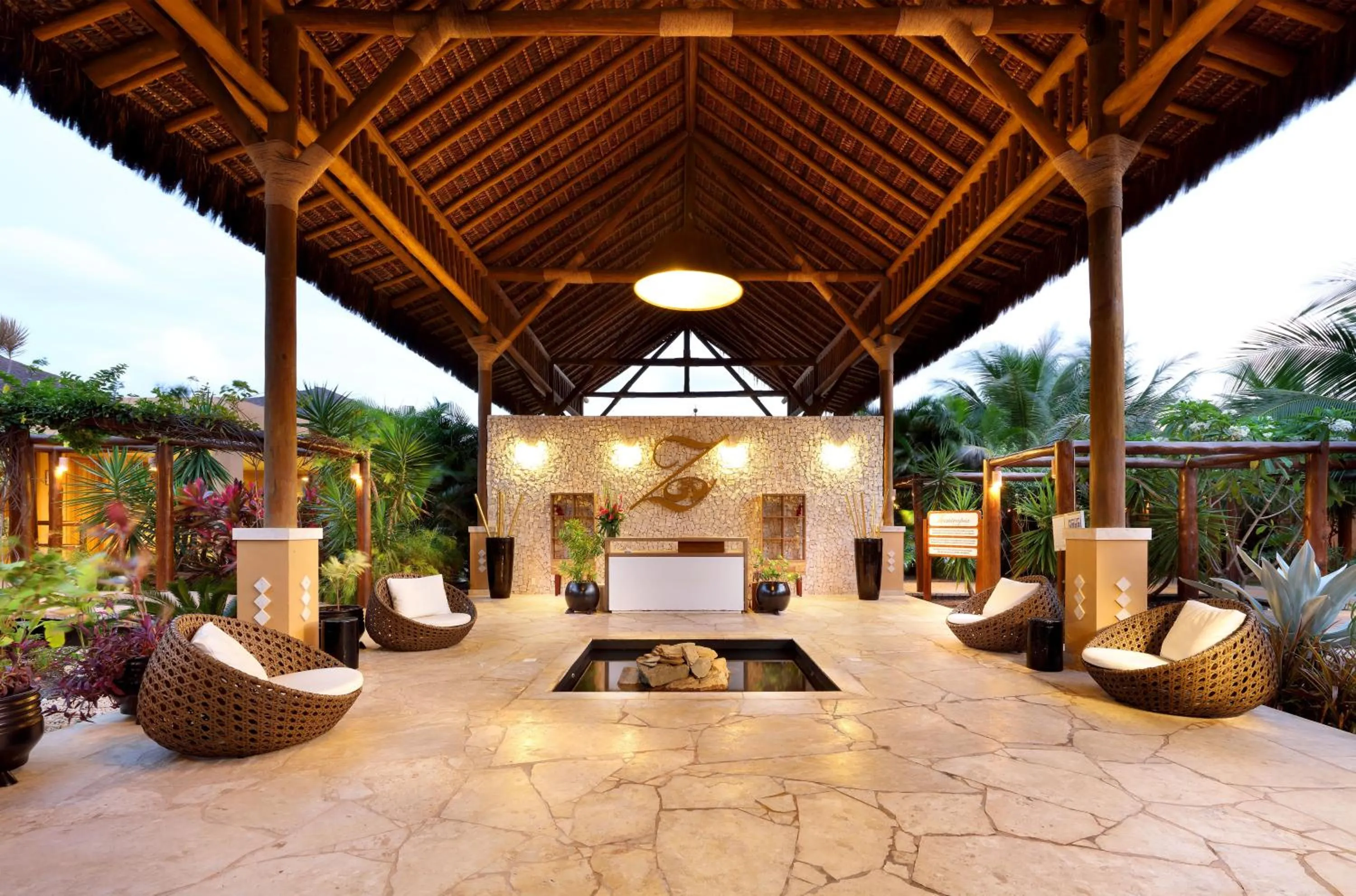 Lobby or reception in Grand Palladium Imbassaí Resort & Spa - All Inclusive