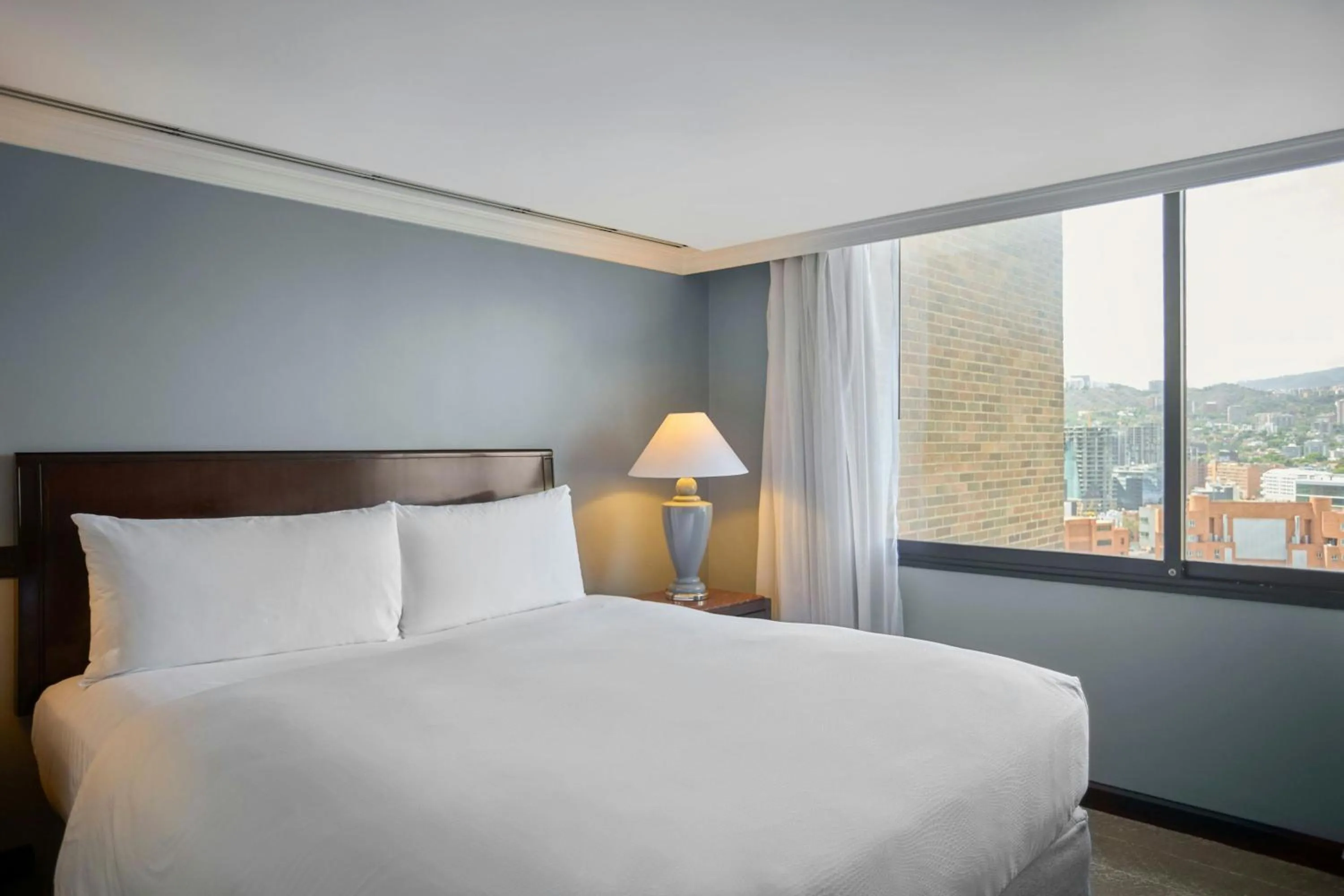 Bedroom, Bed in JW Marriott Caracas