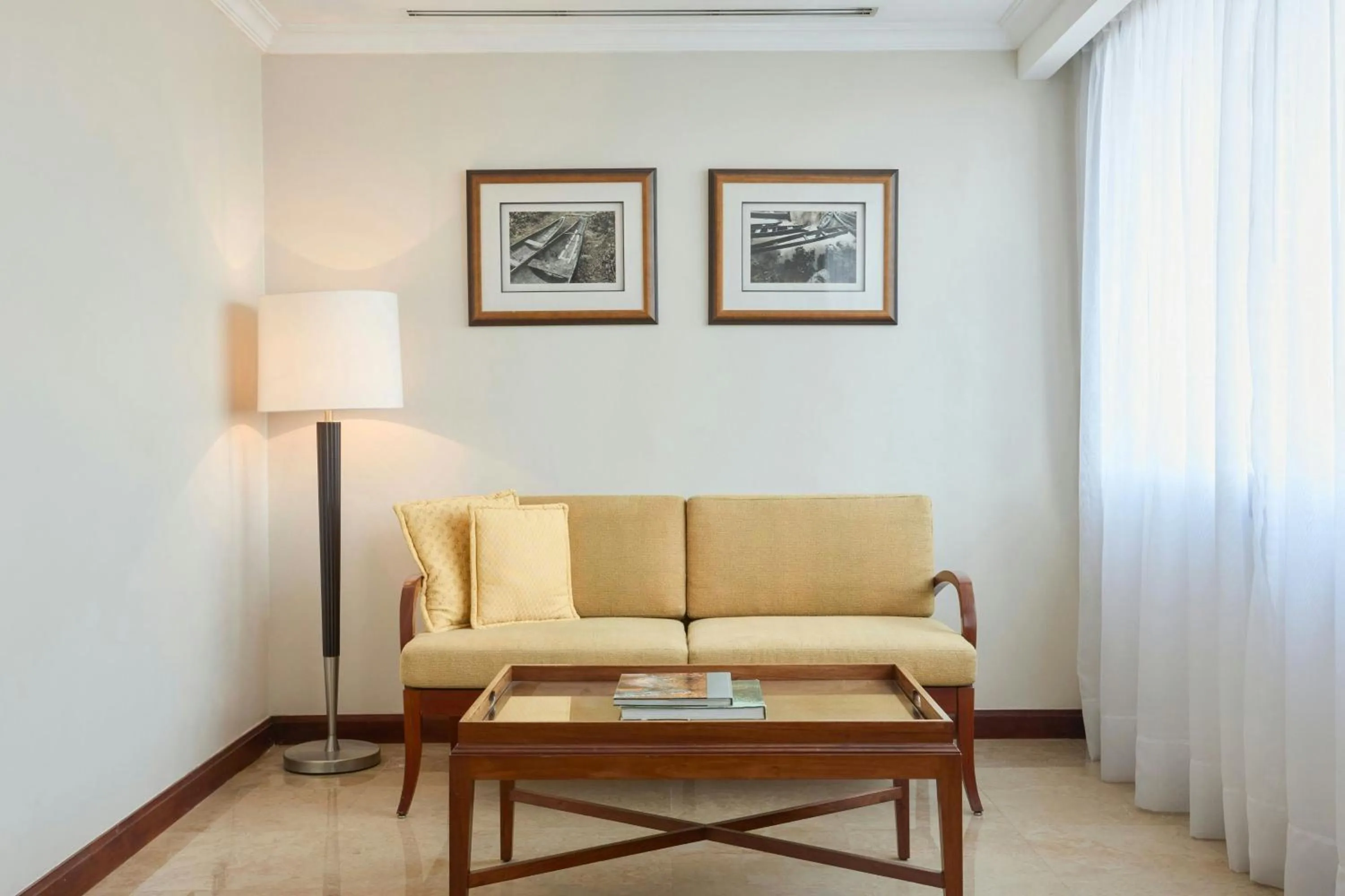 Photo of the whole room in JW Marriott Caracas