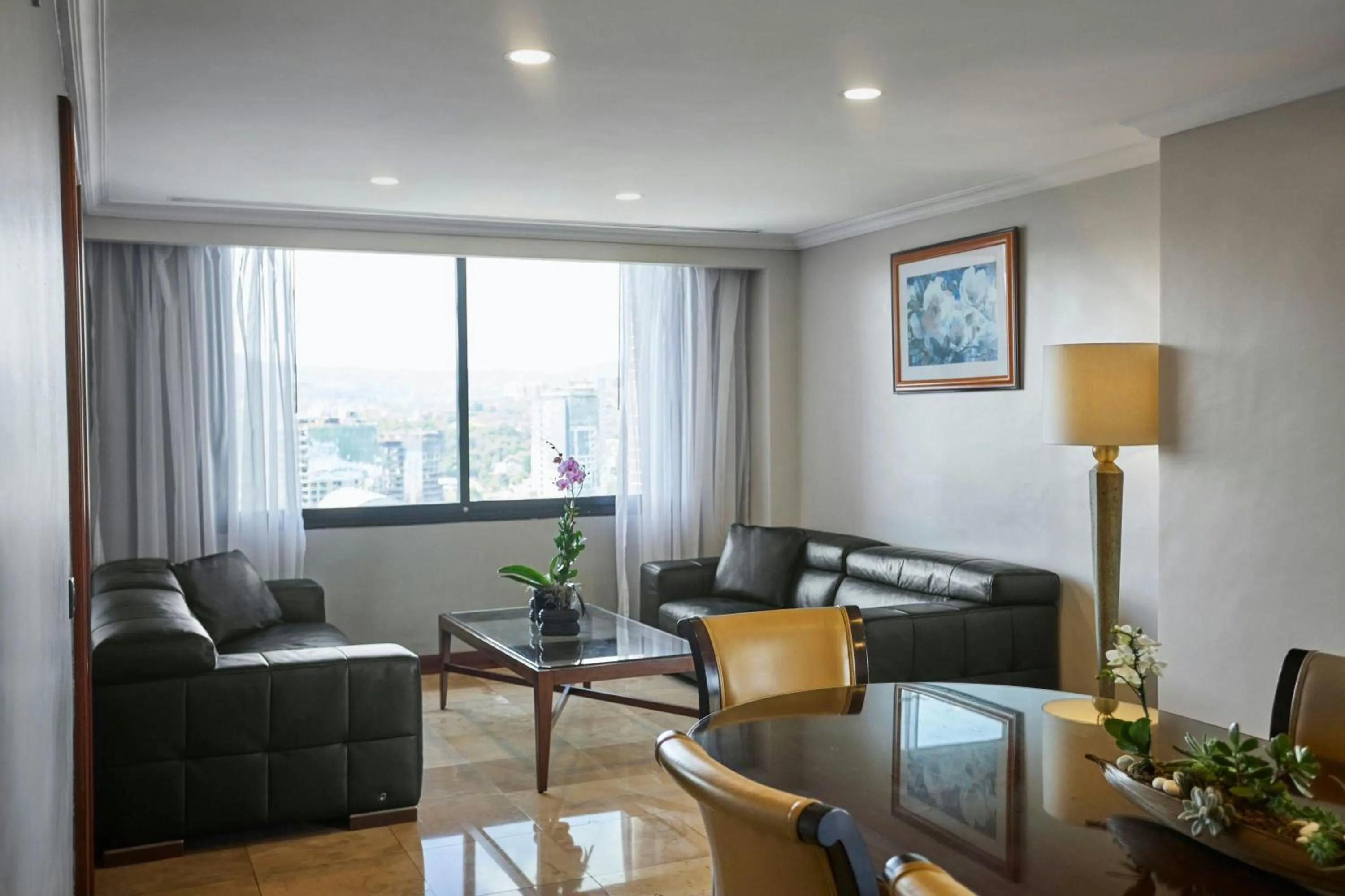 Living room in JW Marriott Caracas