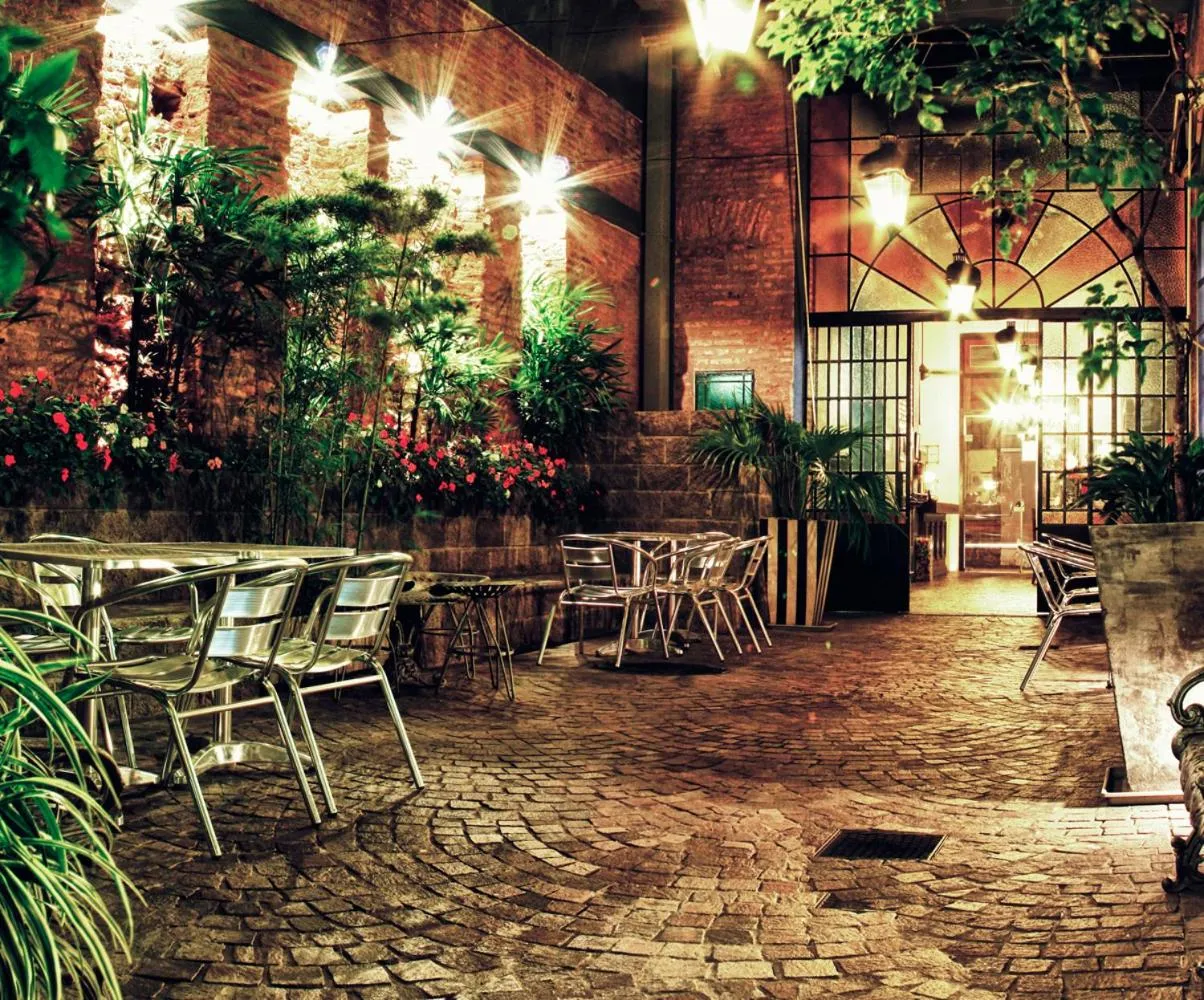 Patio in La Rozada Suites