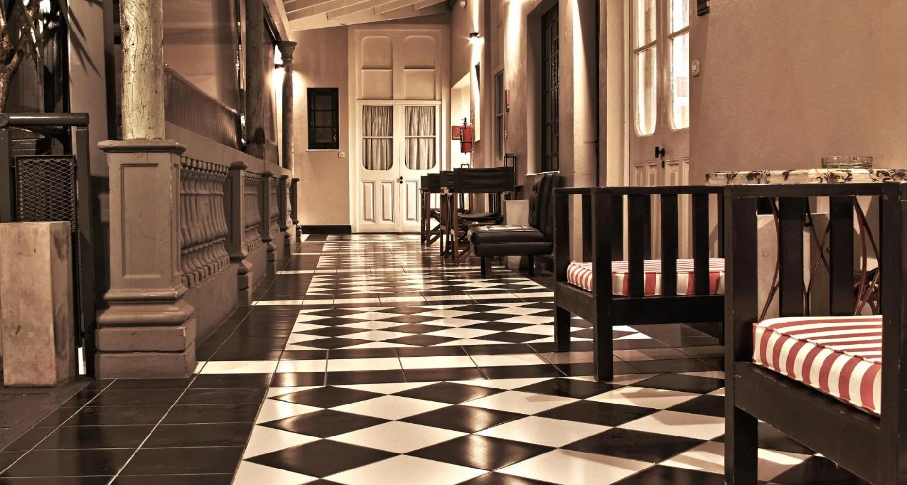 Decorative detail in La Rozada Suites