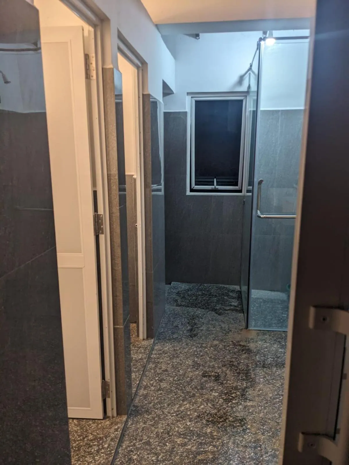 Bathroom in Green Hut Nature Resort