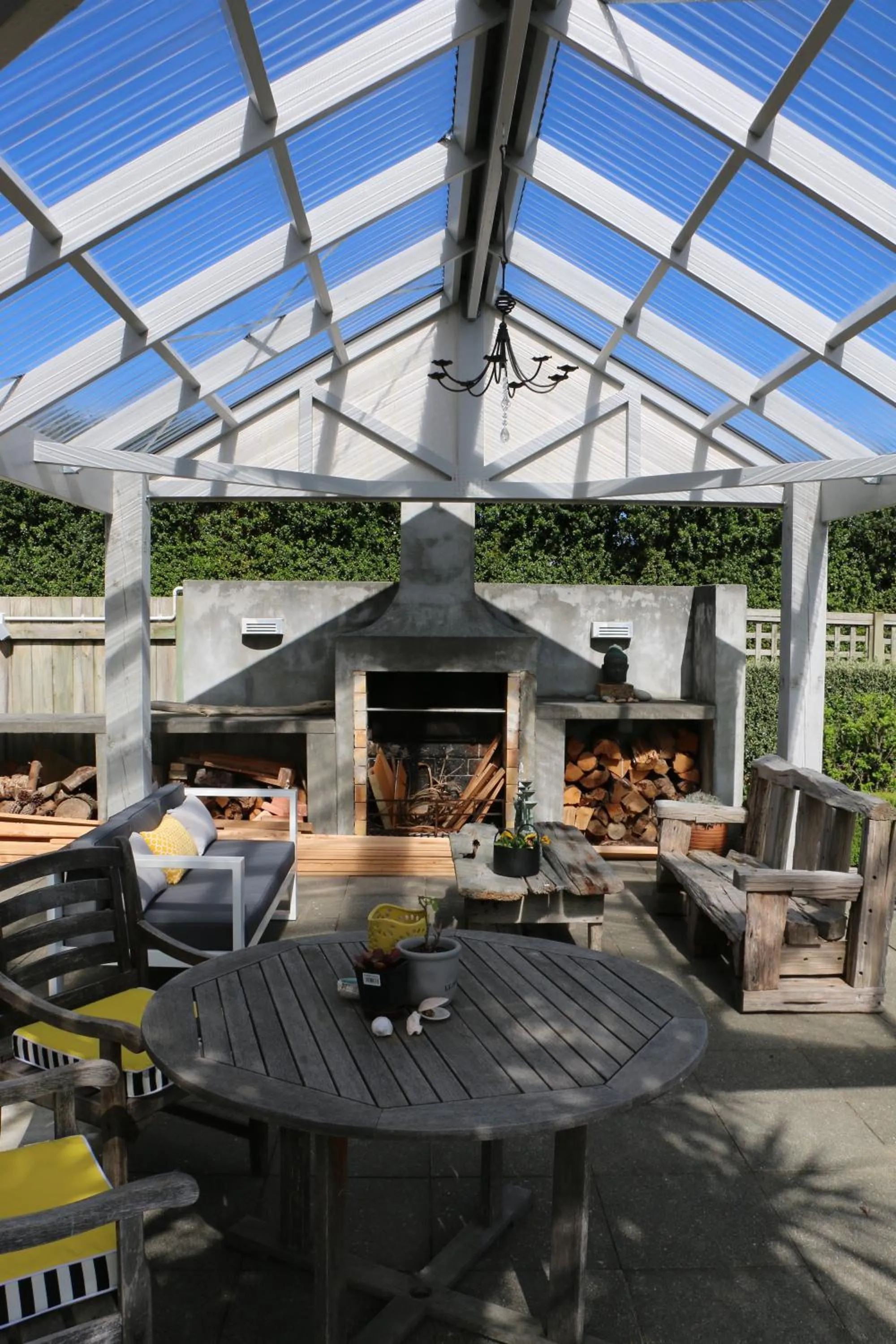 Patio in La Riviera Guesthouse