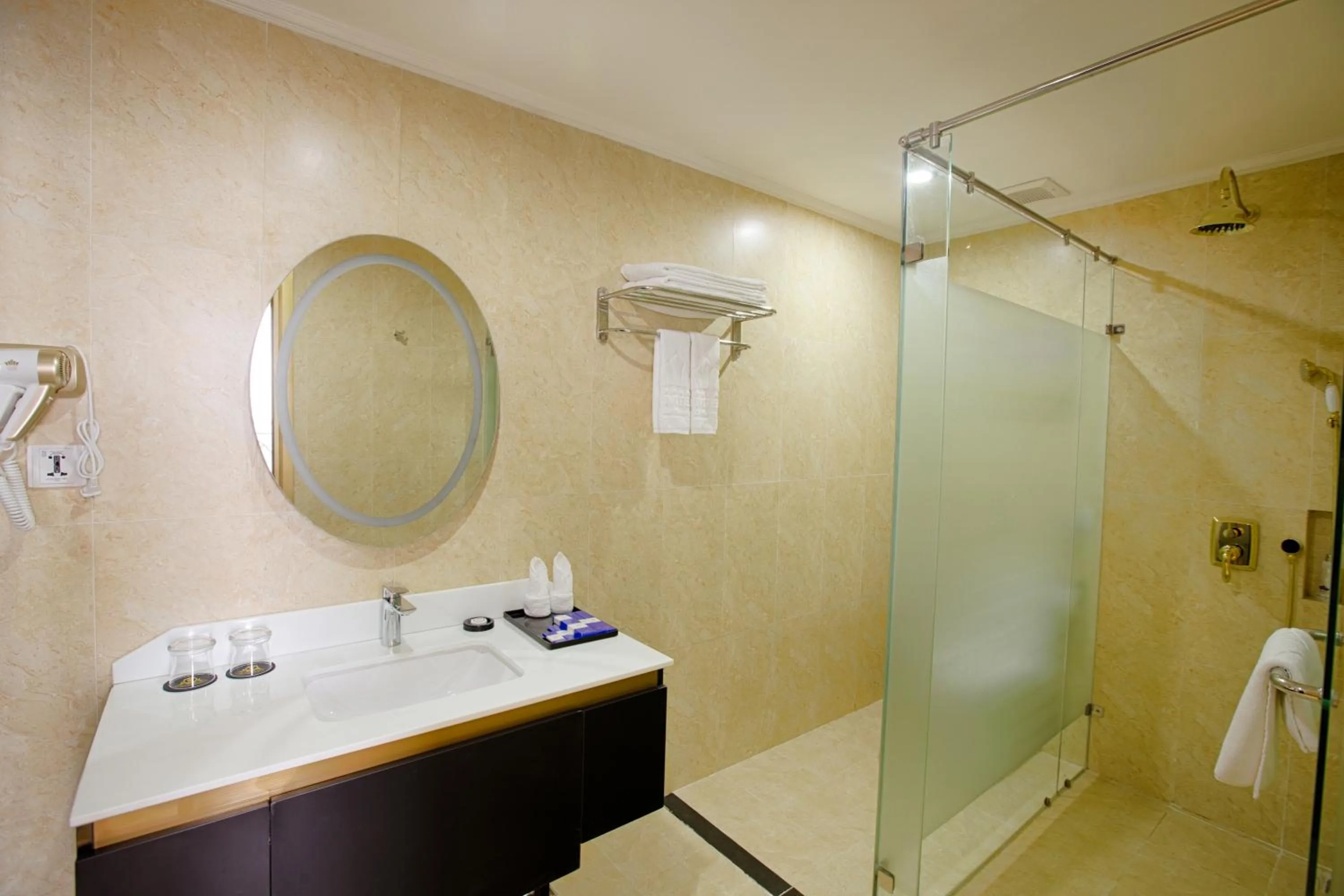 Bathroom in Fivitel Da Nang