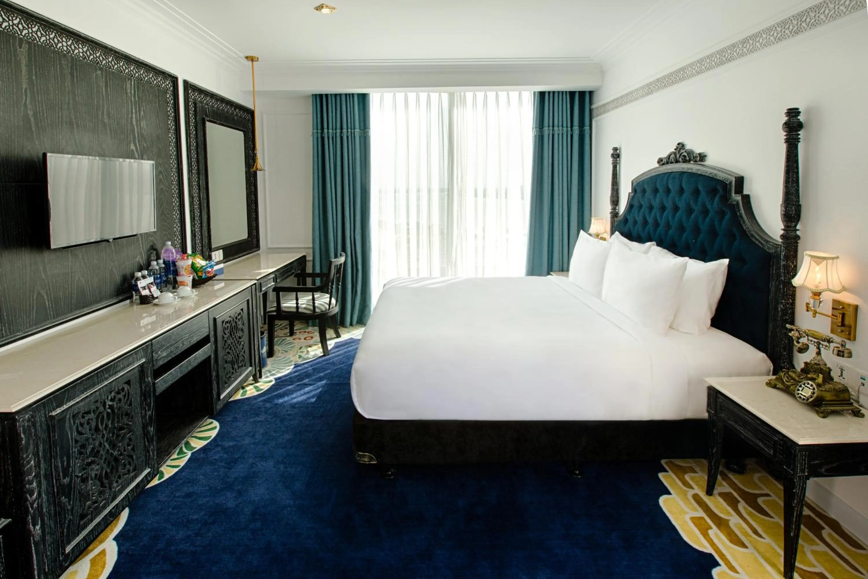 Bed in Fivitel Da Nang