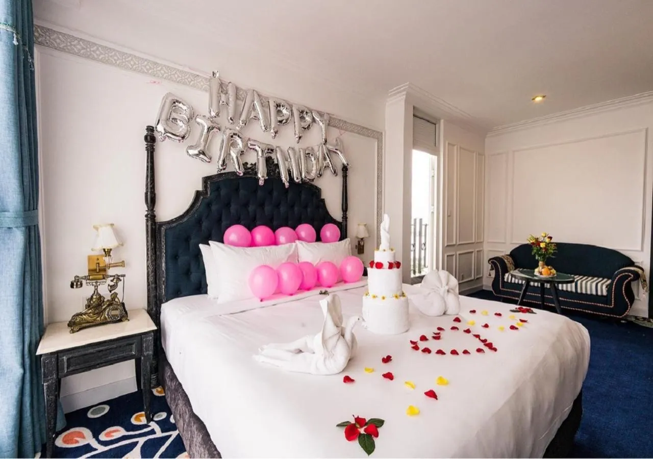 Bed in Fivitel Da Nang