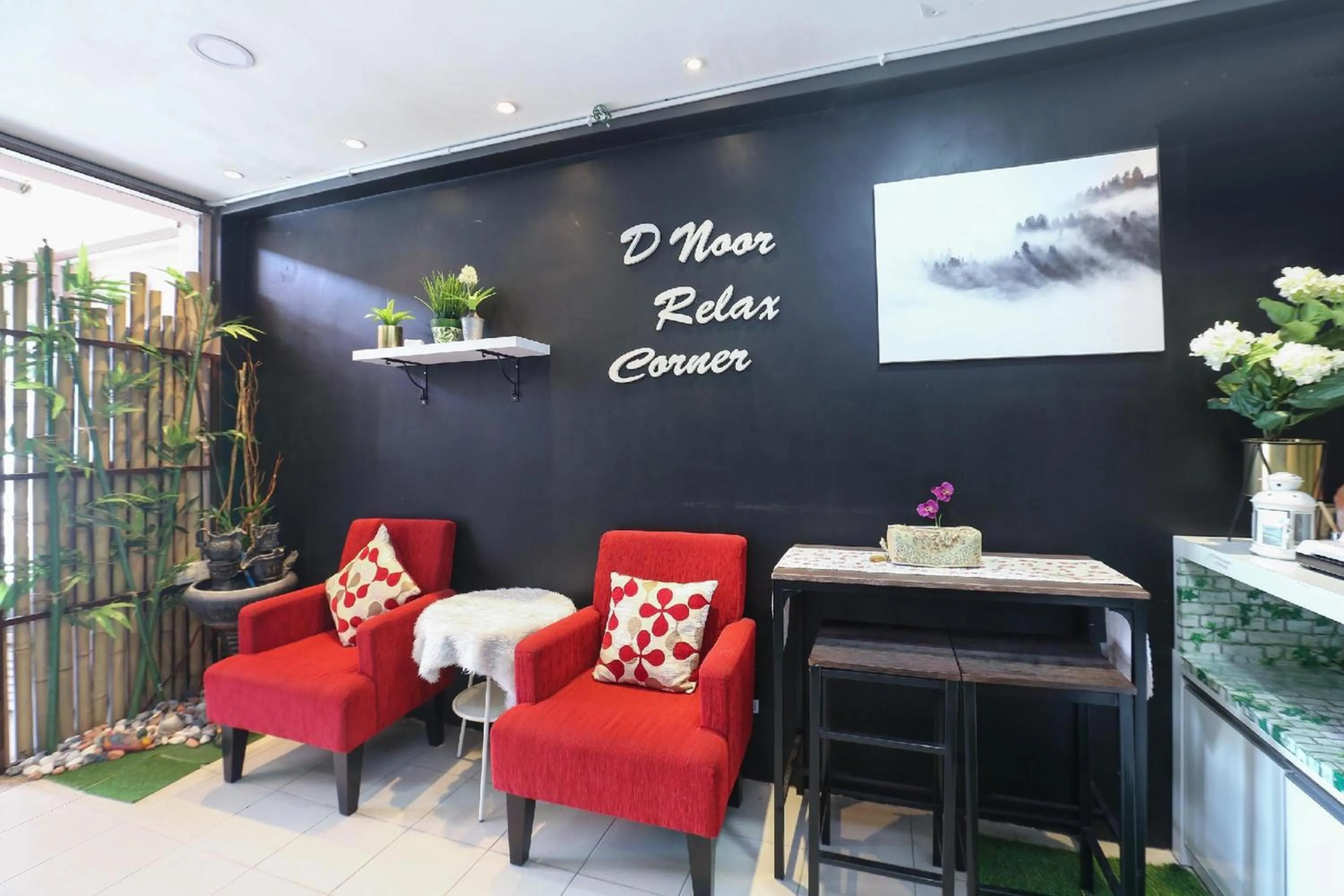 Lobby or reception in SPOT ON 89796 D'noor Budget Inn