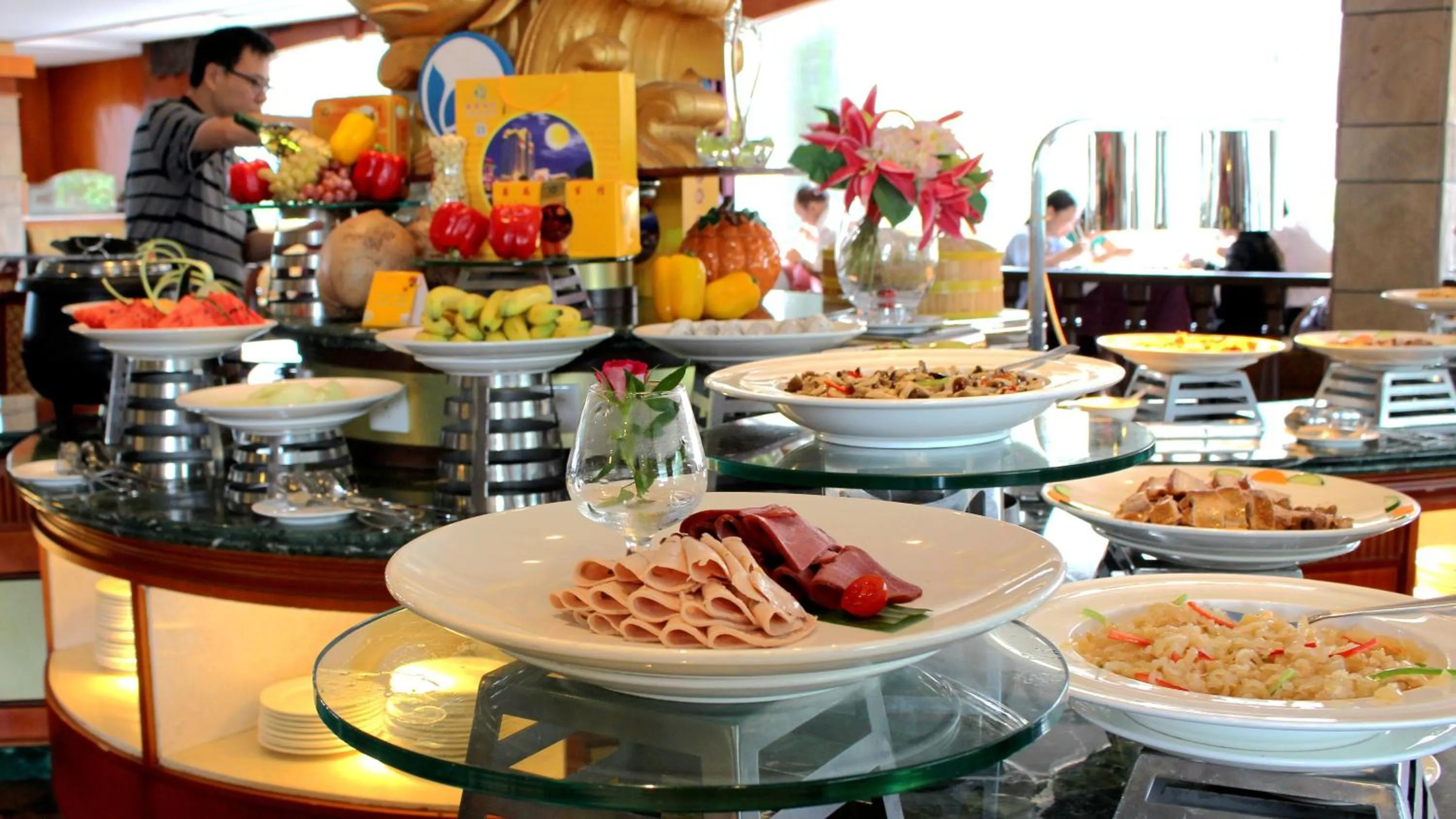 Restaurant/places to eat in Panyu Hotel