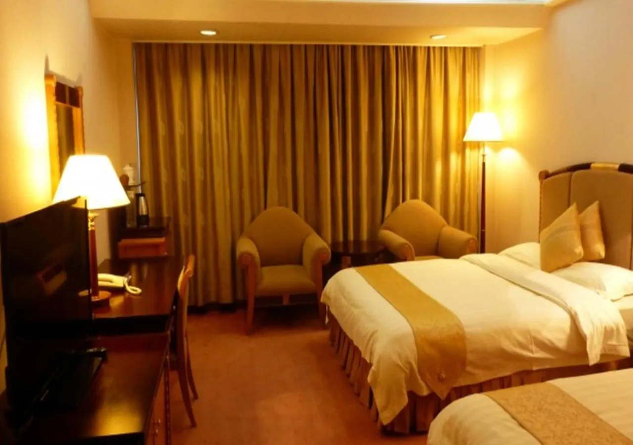 Bedroom, Bed in Panyu Hotel