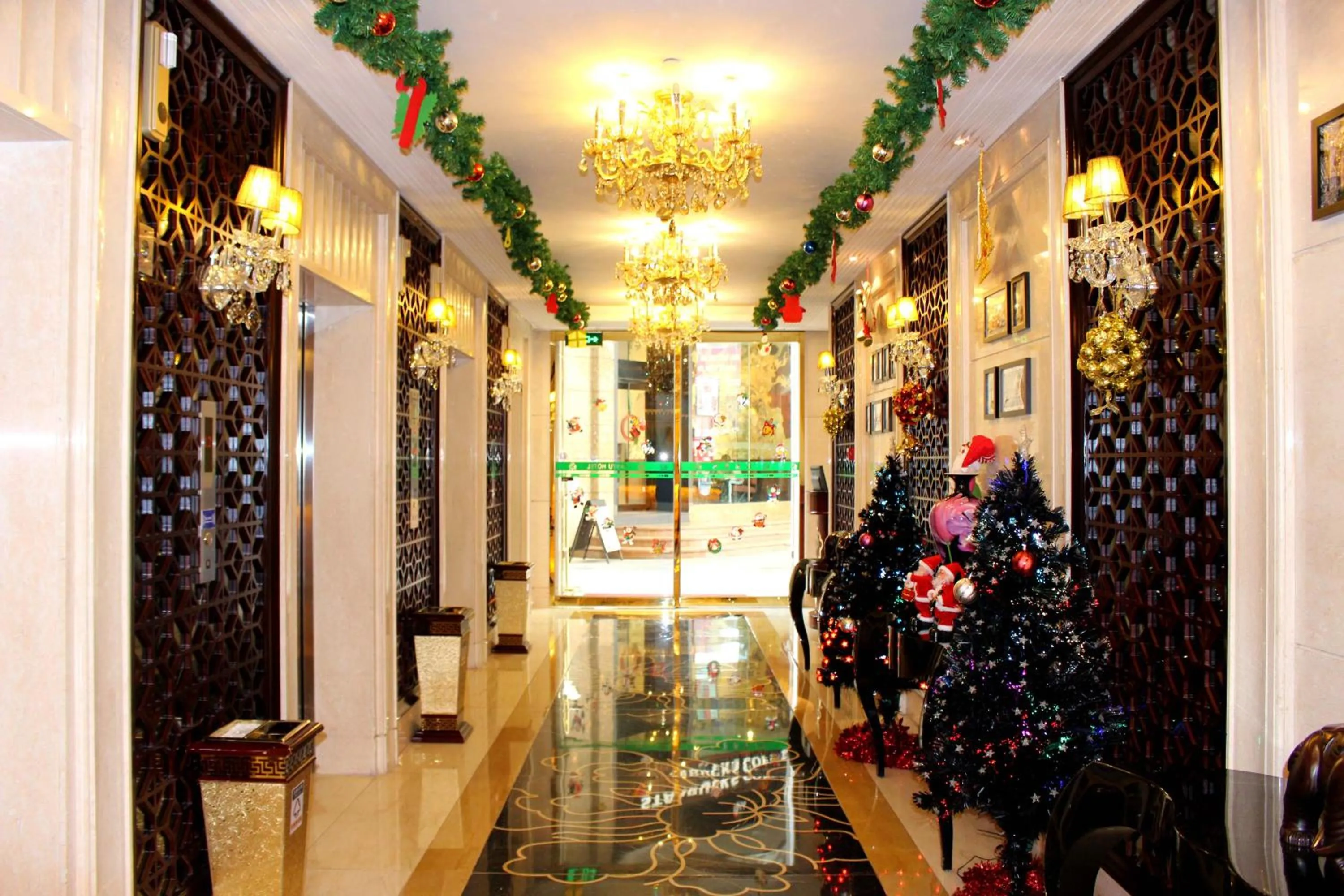 Decorative detail in Panyu Hotel