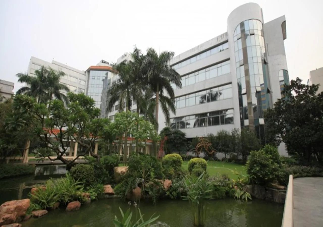 Facade/entrance in Panyu Hotel