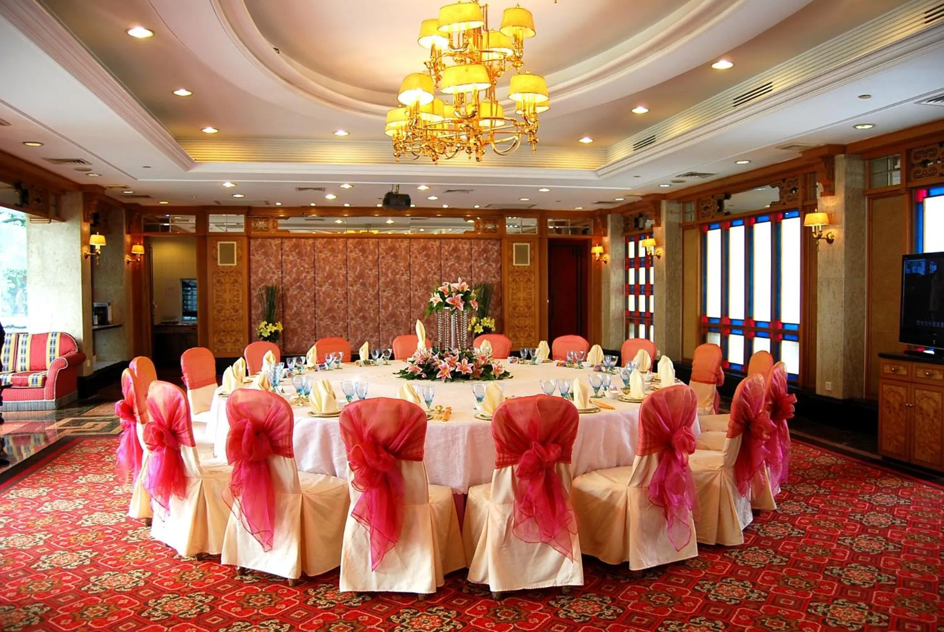 Restaurant/places to eat in Panyu Hotel