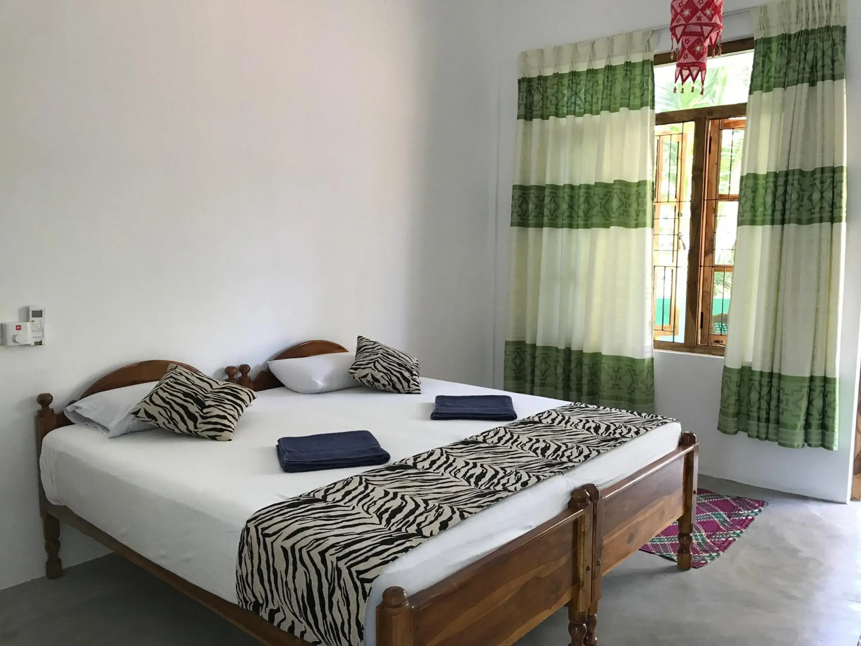 Deluxe Double Room in Nice Place Beach Hotel Deluxe Double Room in Nice Place Beach Hotel