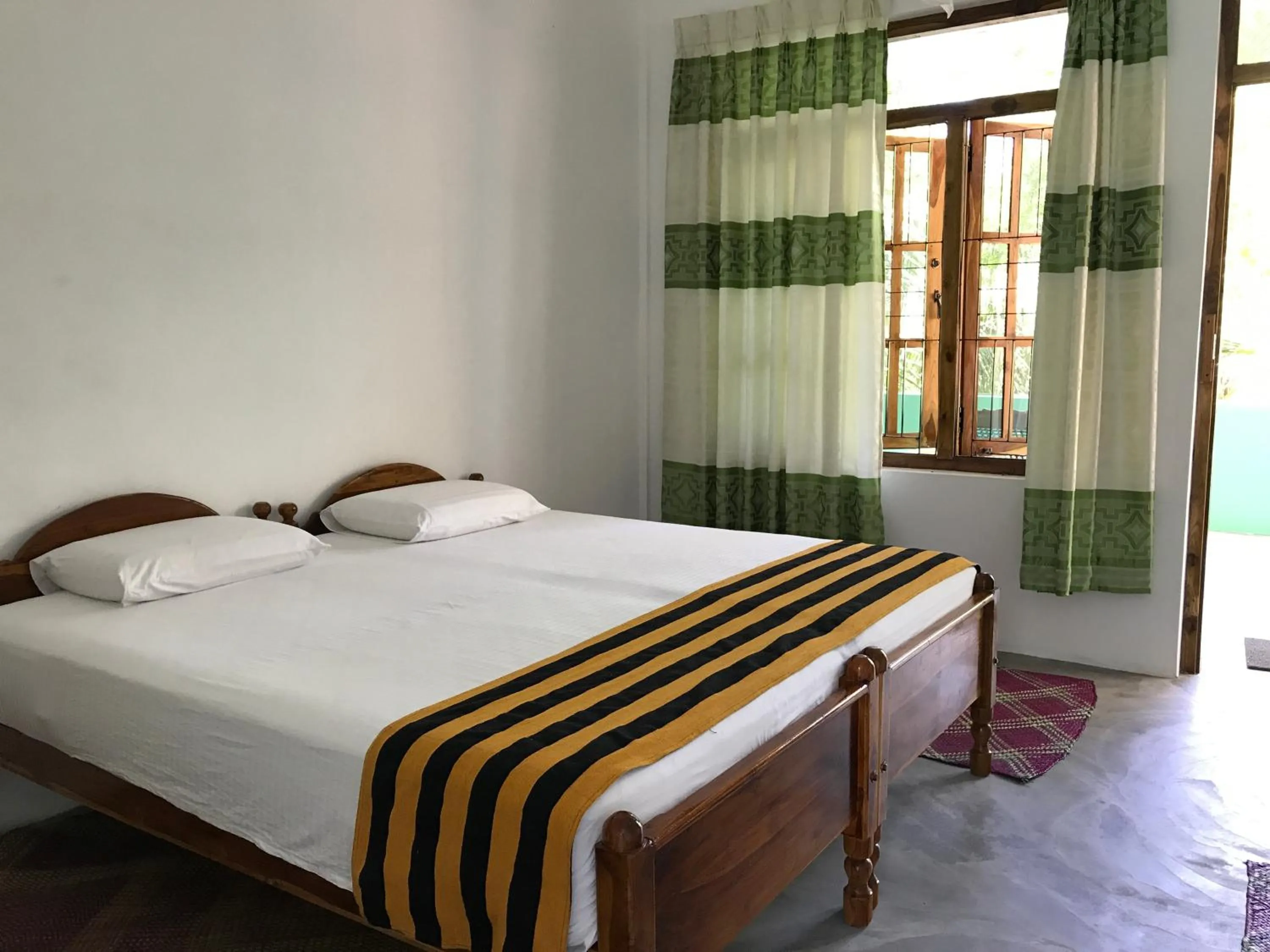 Bedroom, Bed in Nice Place Beach Hotel