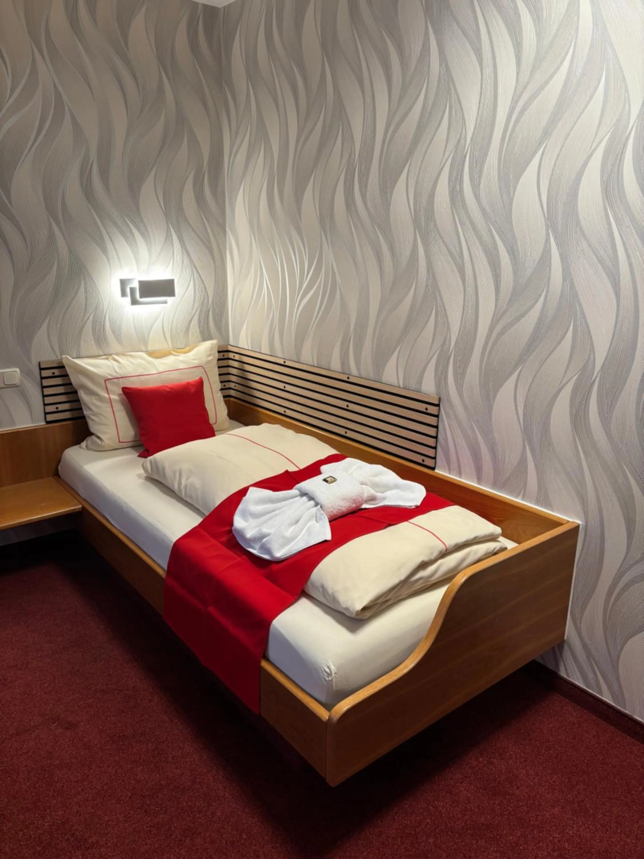 Bed in Ambiente Hotel Strehla