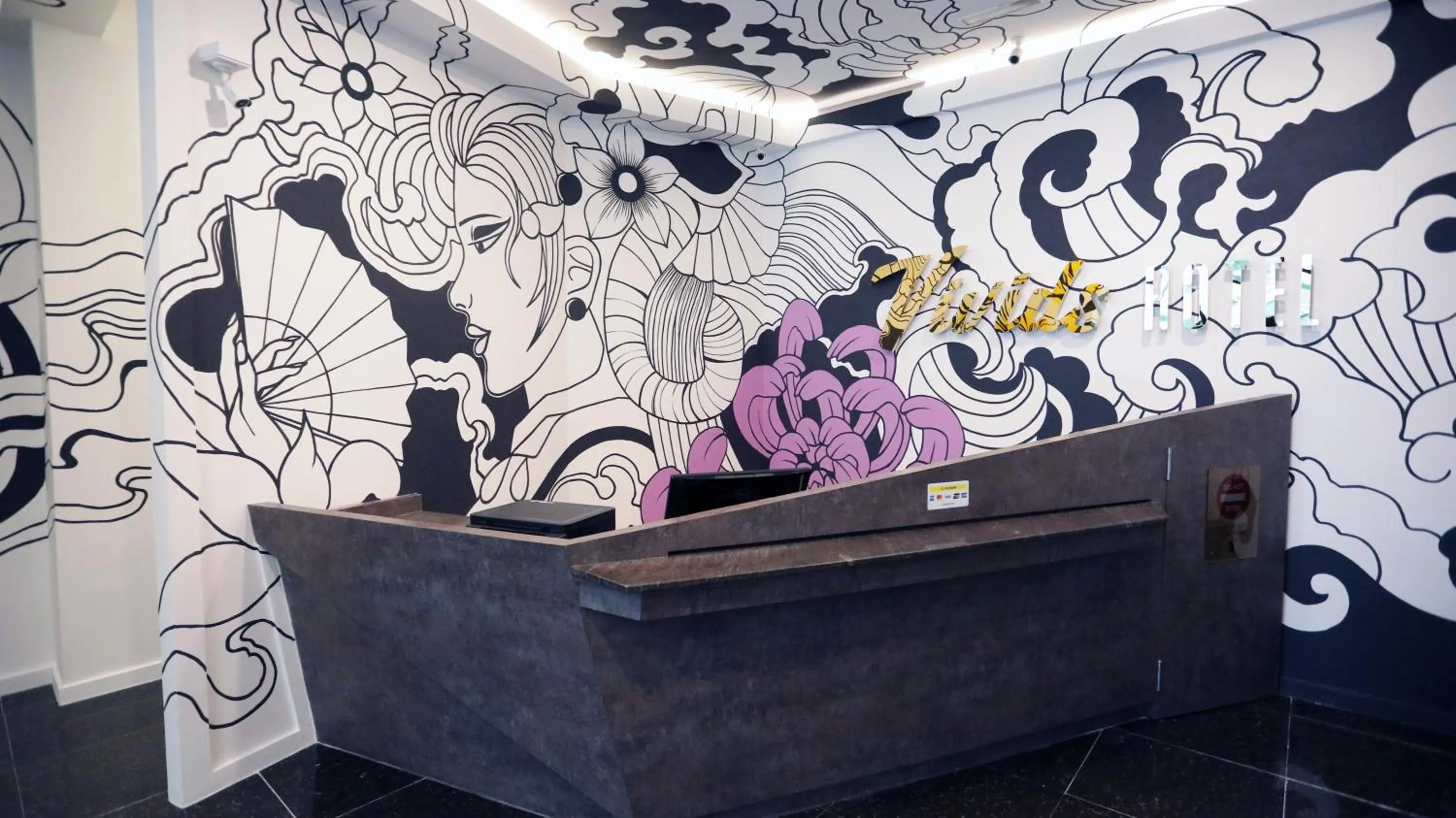 Lobby or reception in Vivids Hotel