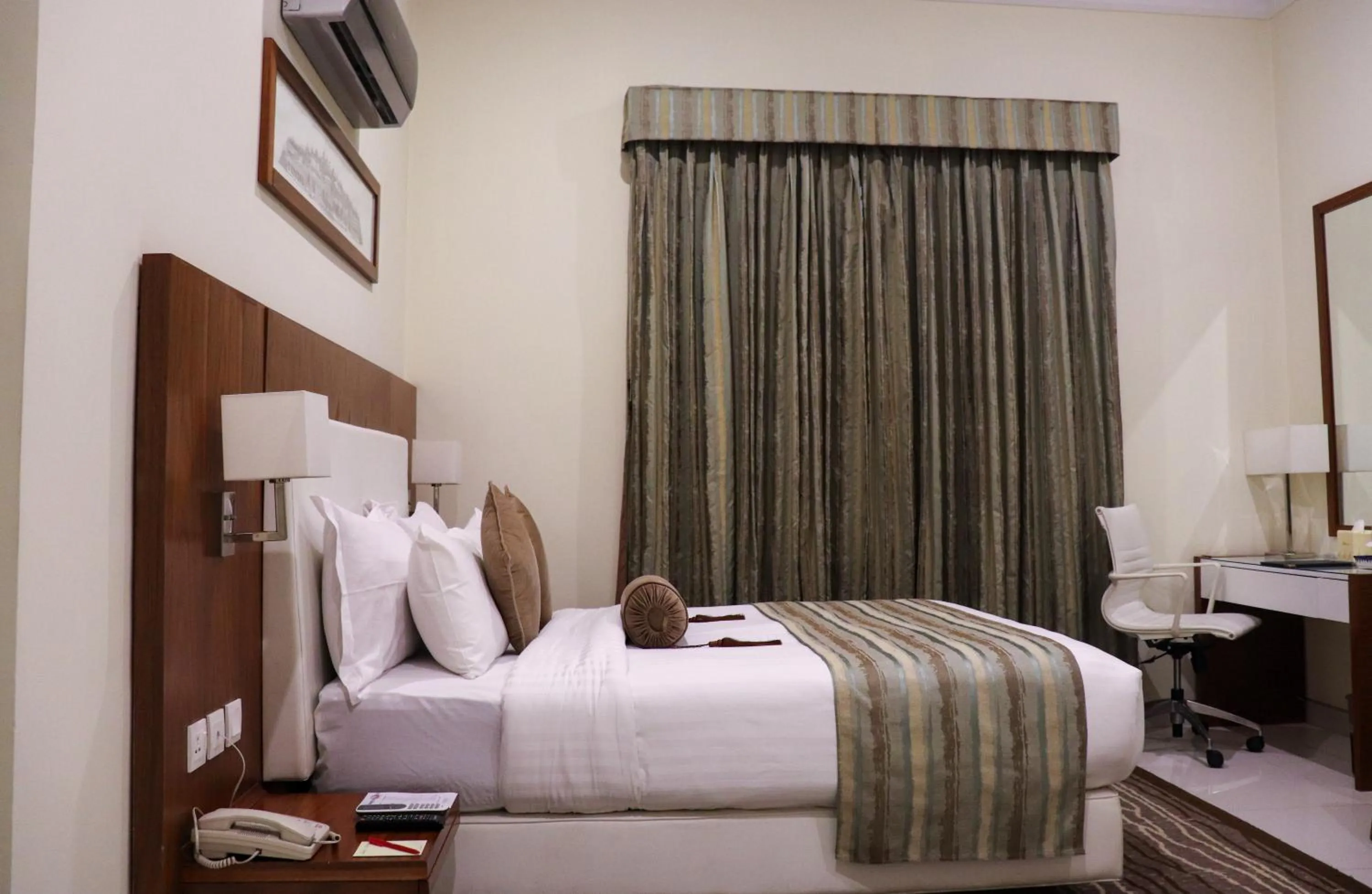 Bedroom, Bed in Avari Boutique Multan