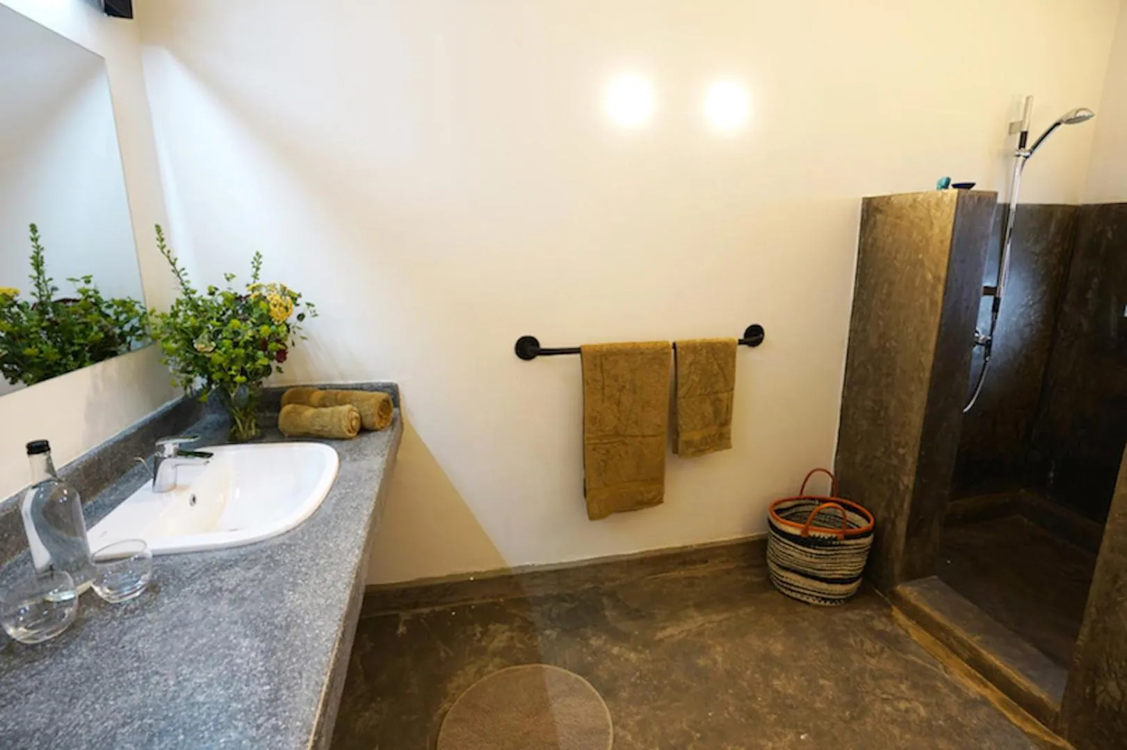 Bathroom in Arusha Villa Karamu Coffee Estate