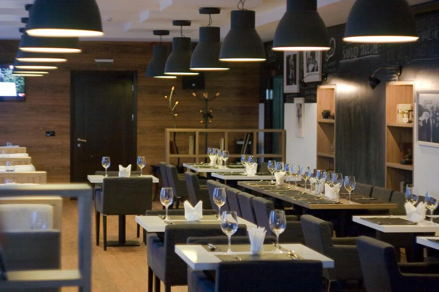 Lounge or bar in Astrum Palace