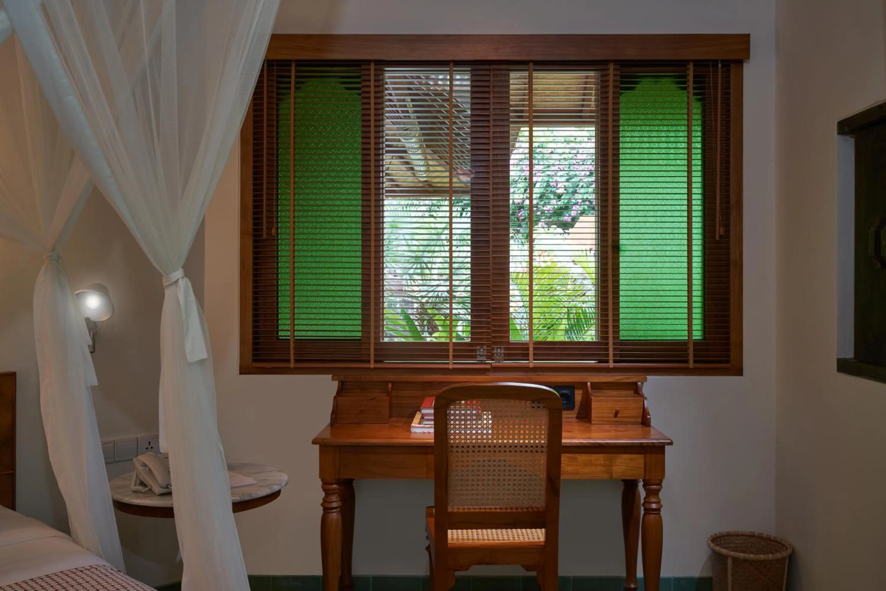 Guests in Tandjung Sari Hotel