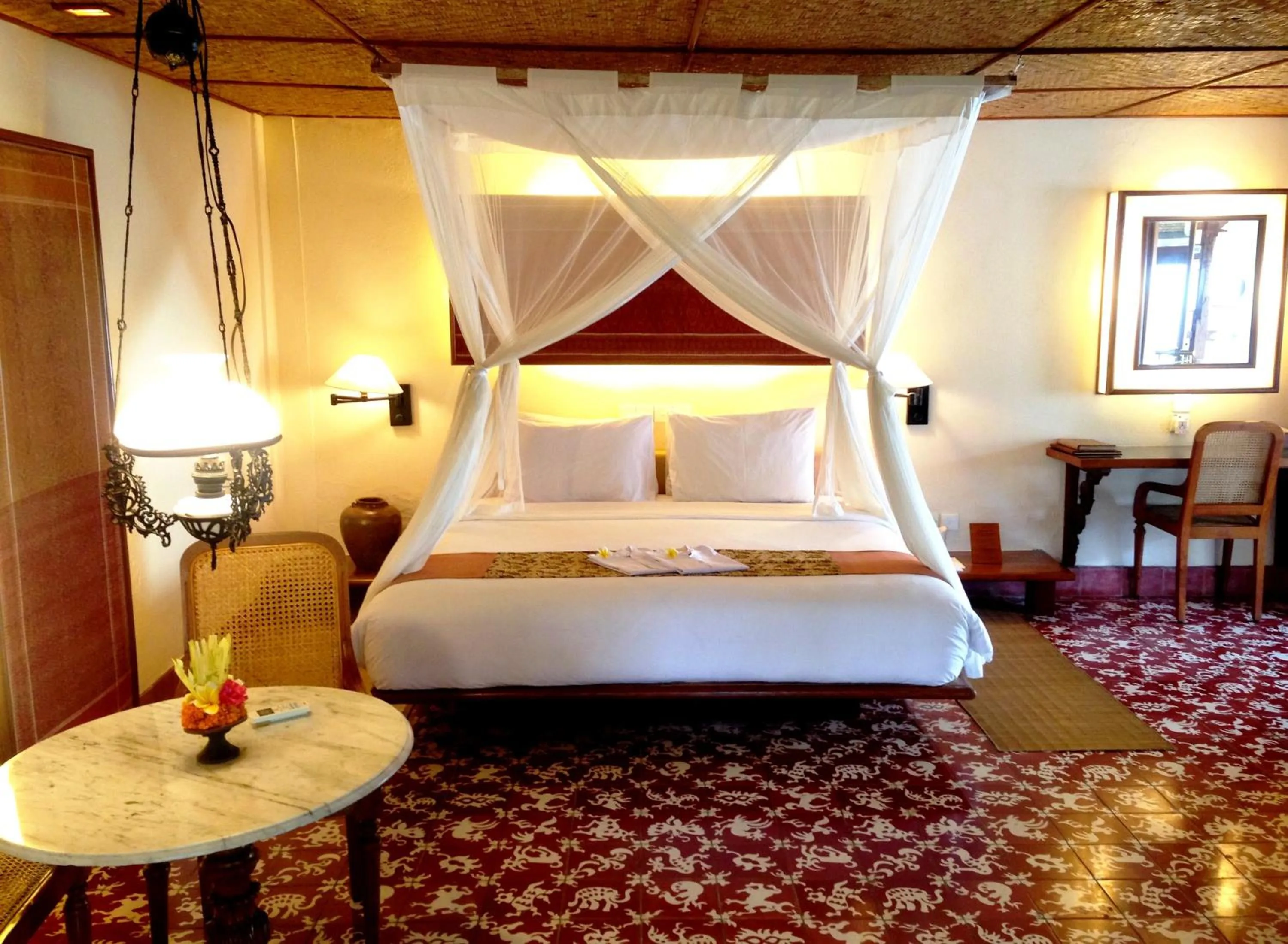 Bedroom, Bed in Tandjung Sari Hotel