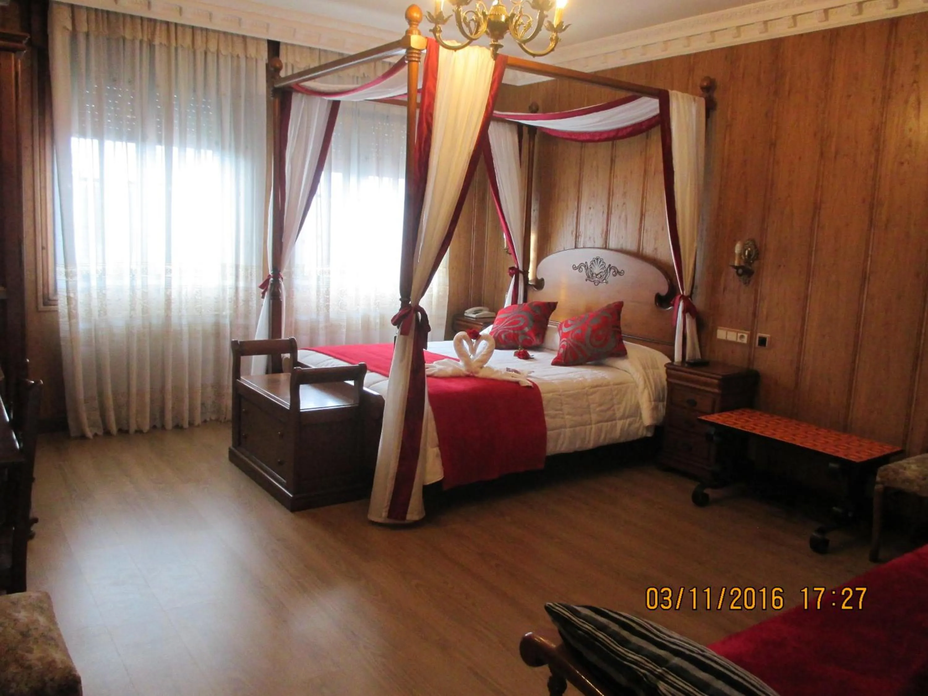 TV and multimedia, Bed in Hotel Playa Samil Vigo