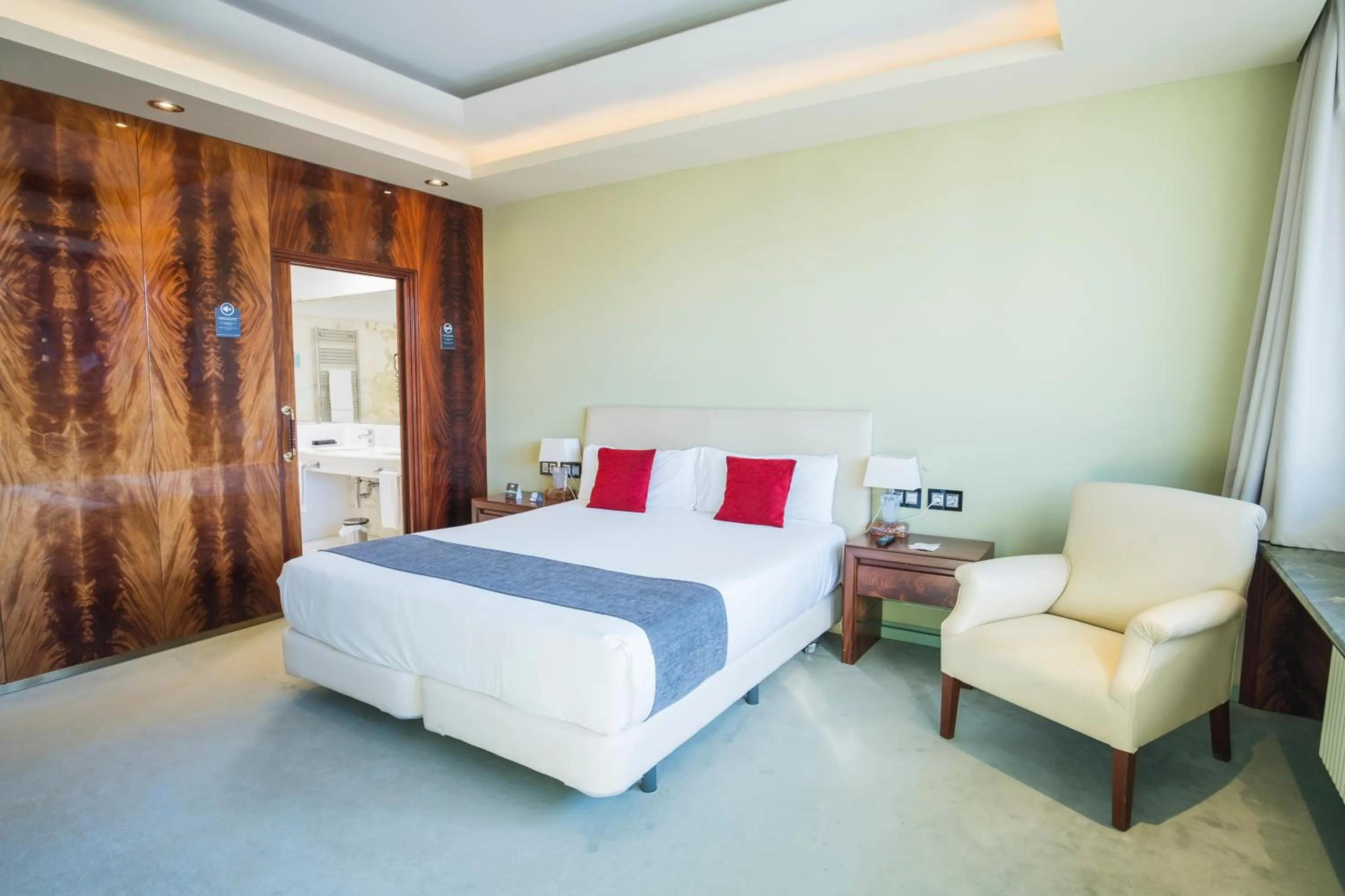 Photo of the whole room, Bed in Alda Mirador del Moncayo